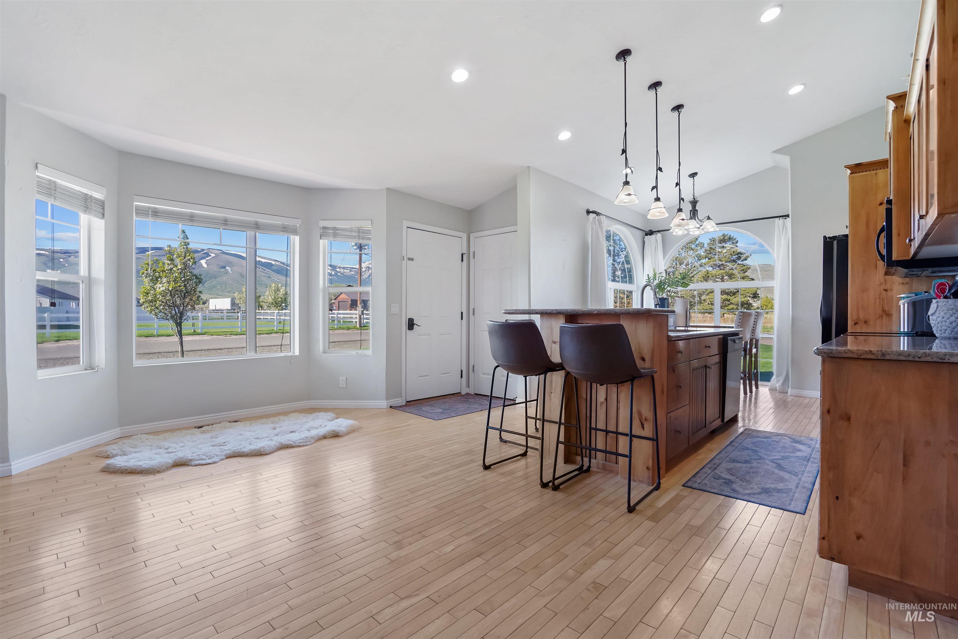 559 Pierce Street Property Photo 6