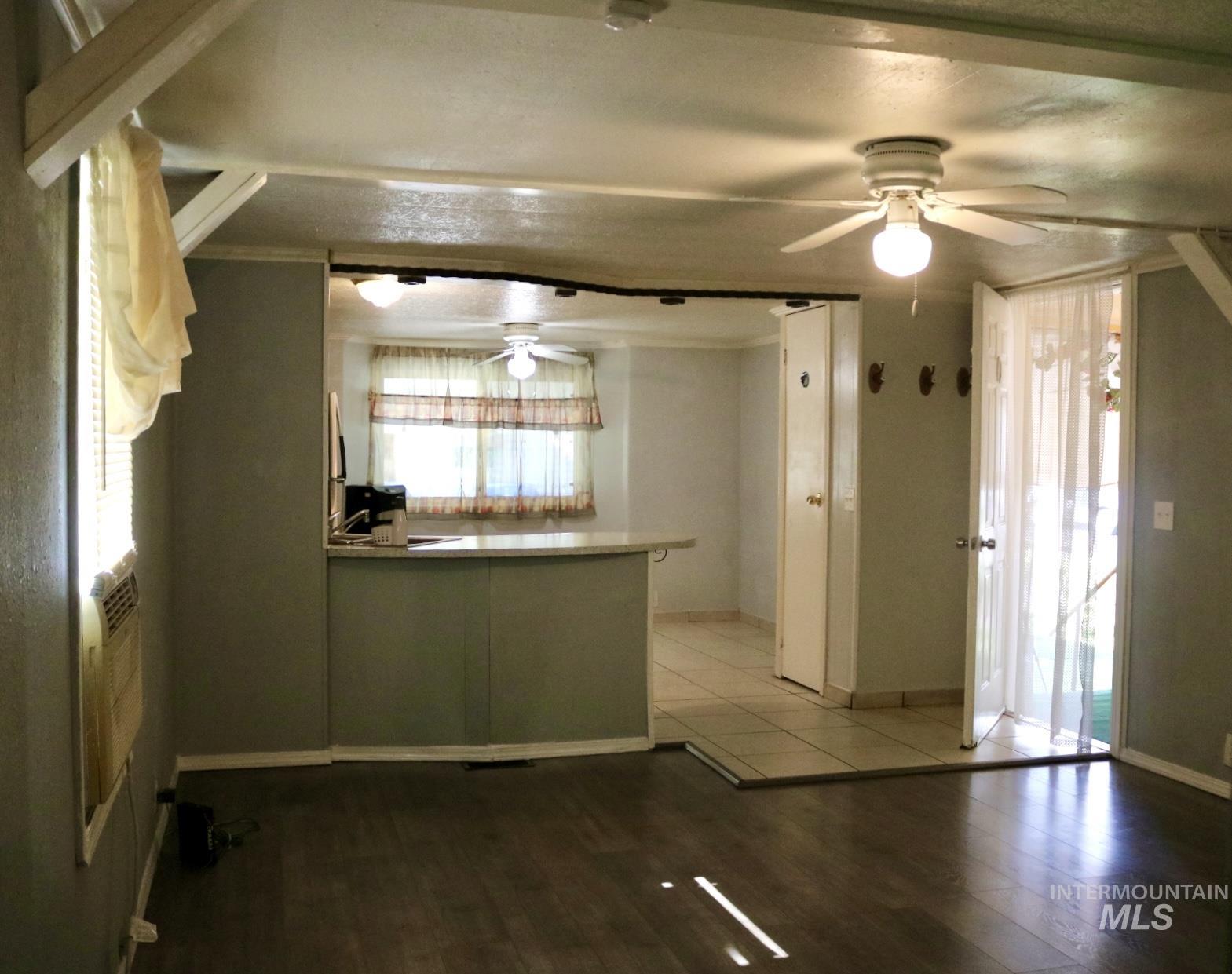 1410 Flamingo Property Photo 8
