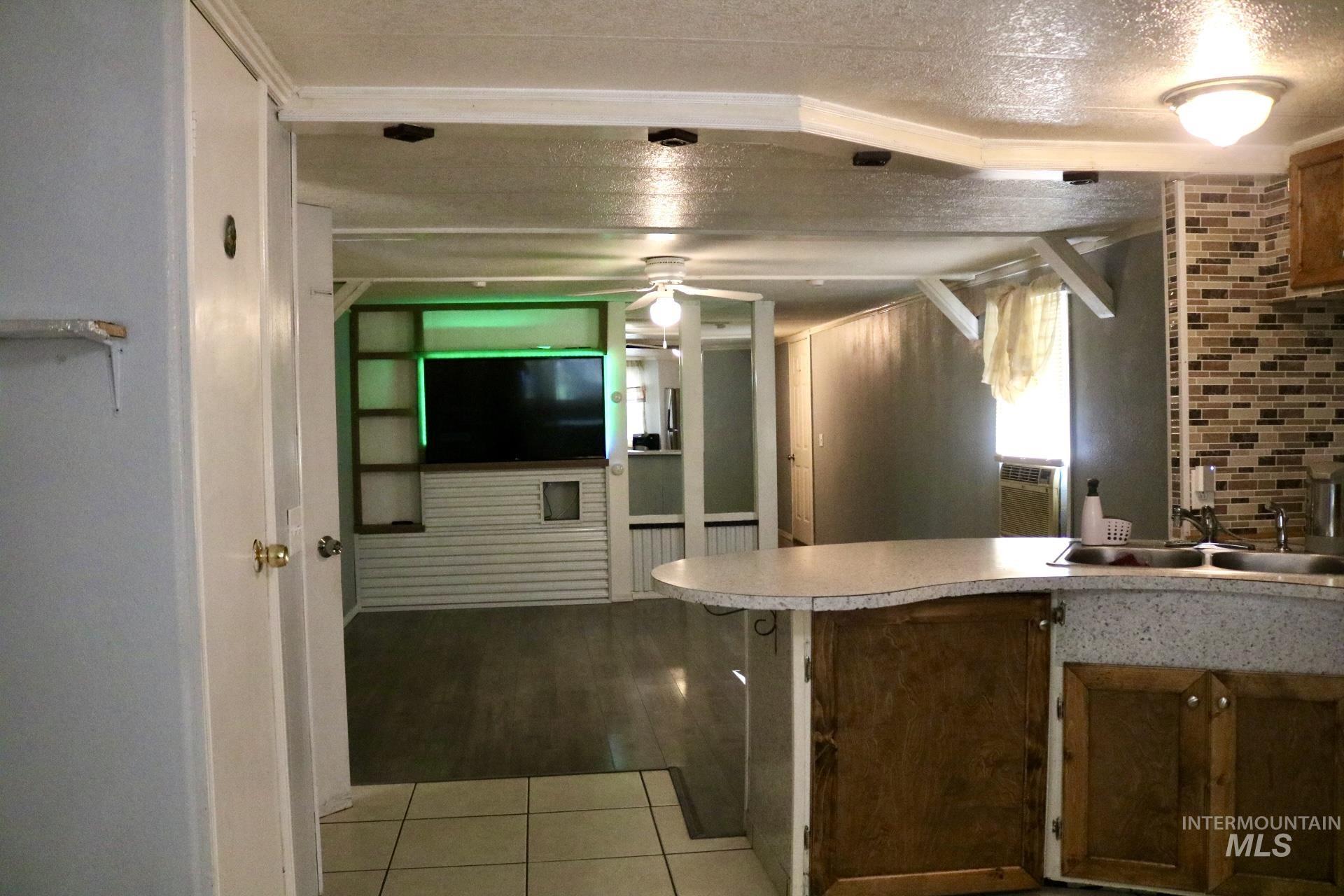 1410 Flamingo Property Photo 9
