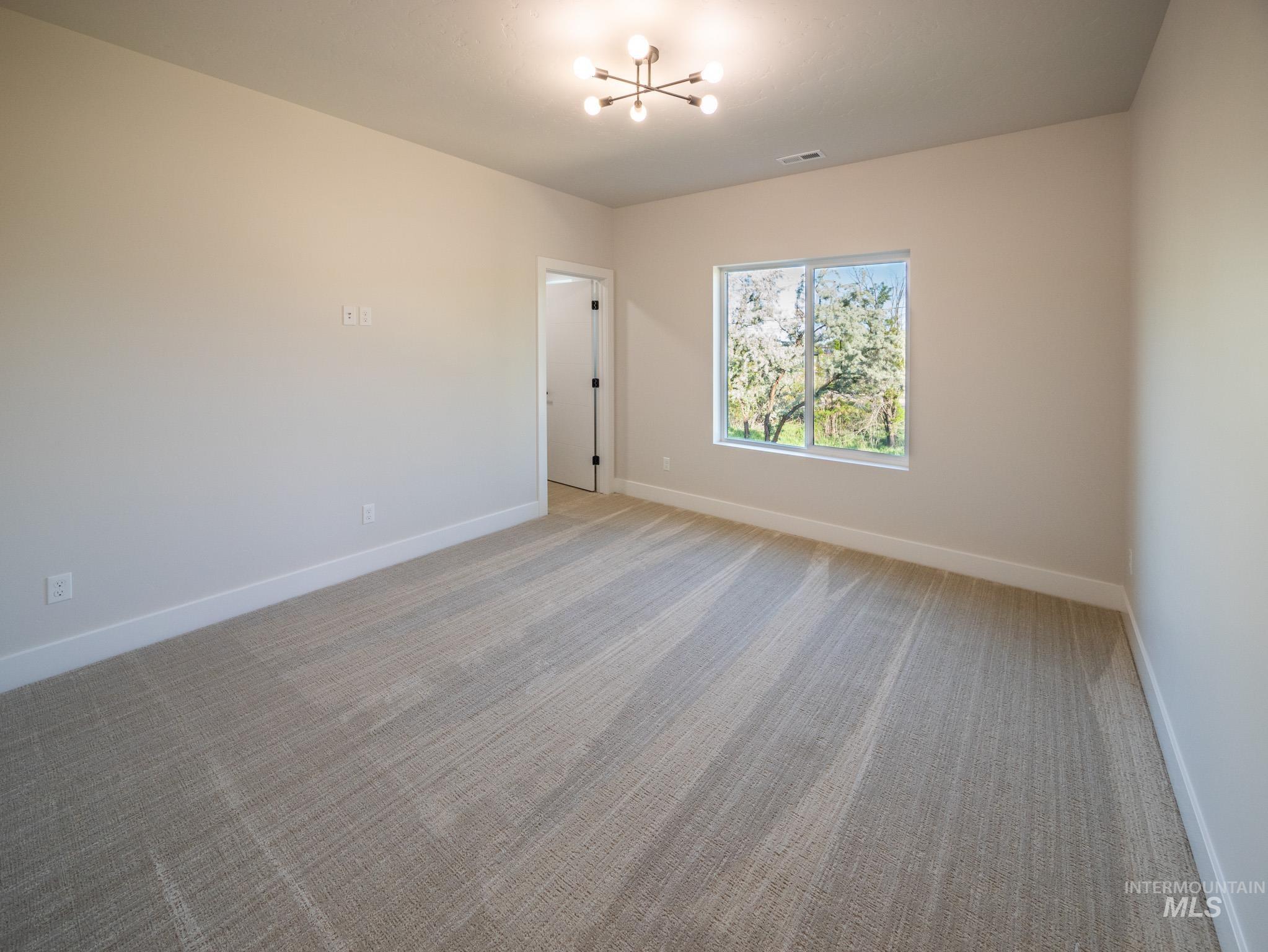 1590 N Watershed Ln Property Photo 28