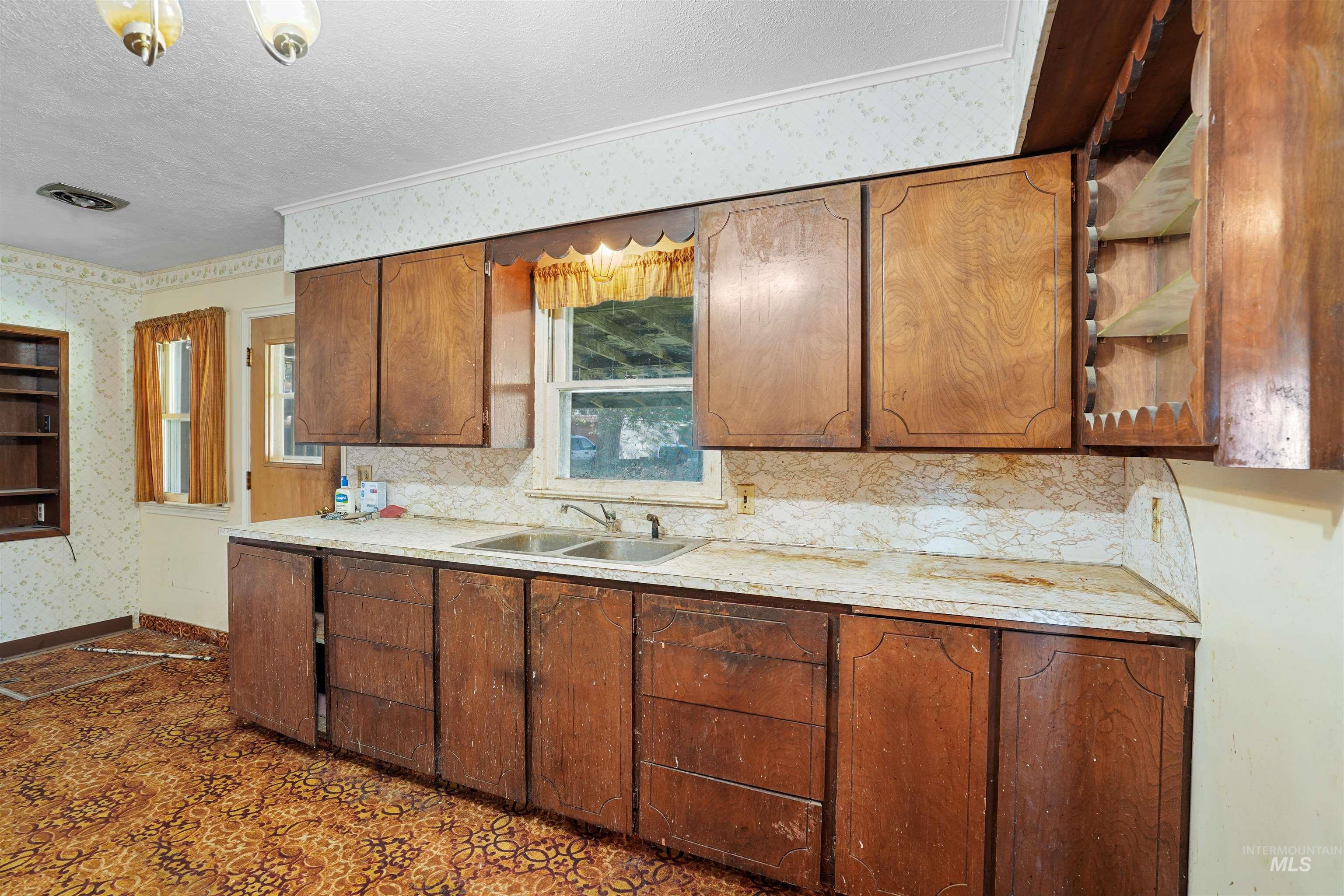 526 13th Street Property Photo 4