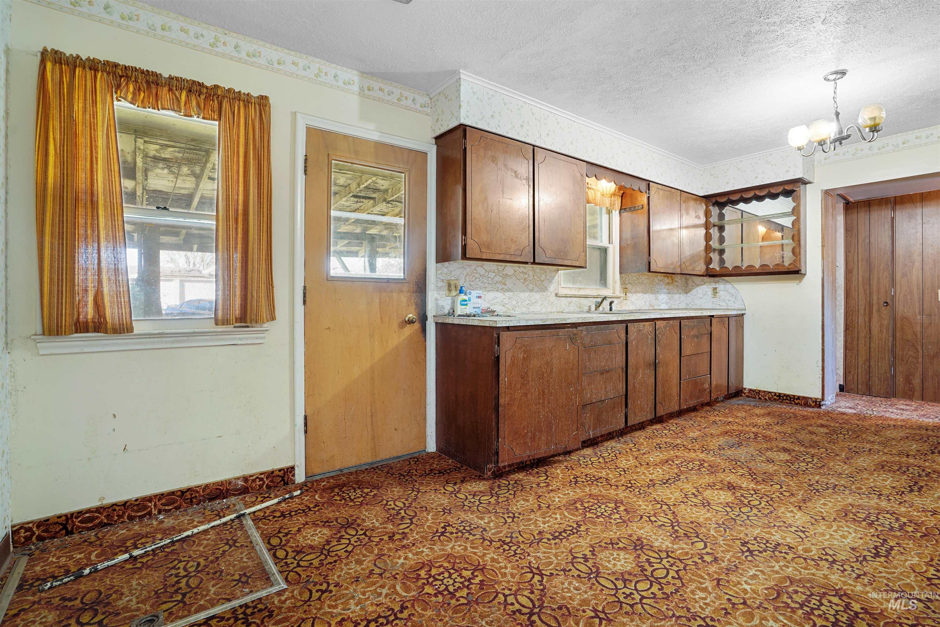 526 13th Street Property Photo 6