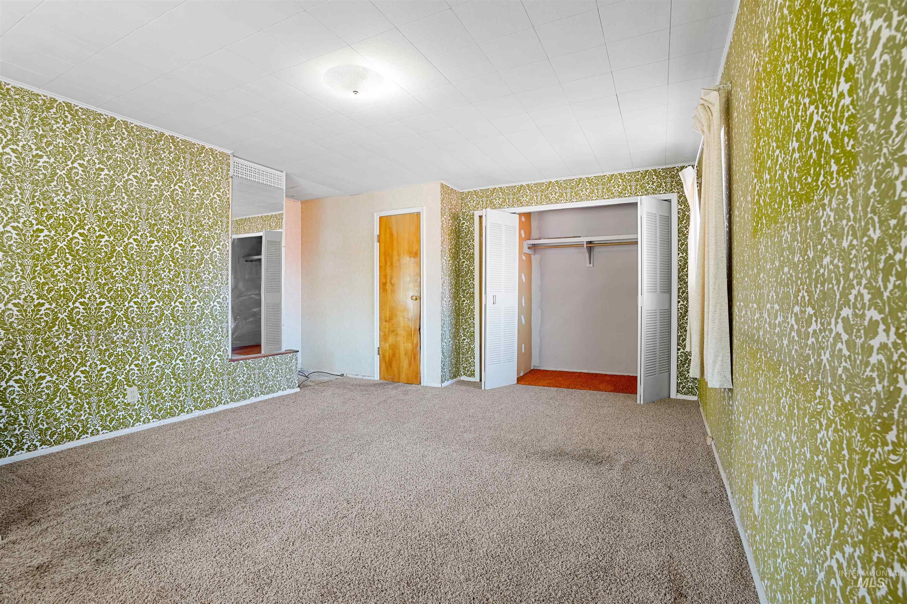 526 13th Street Property Photo 8