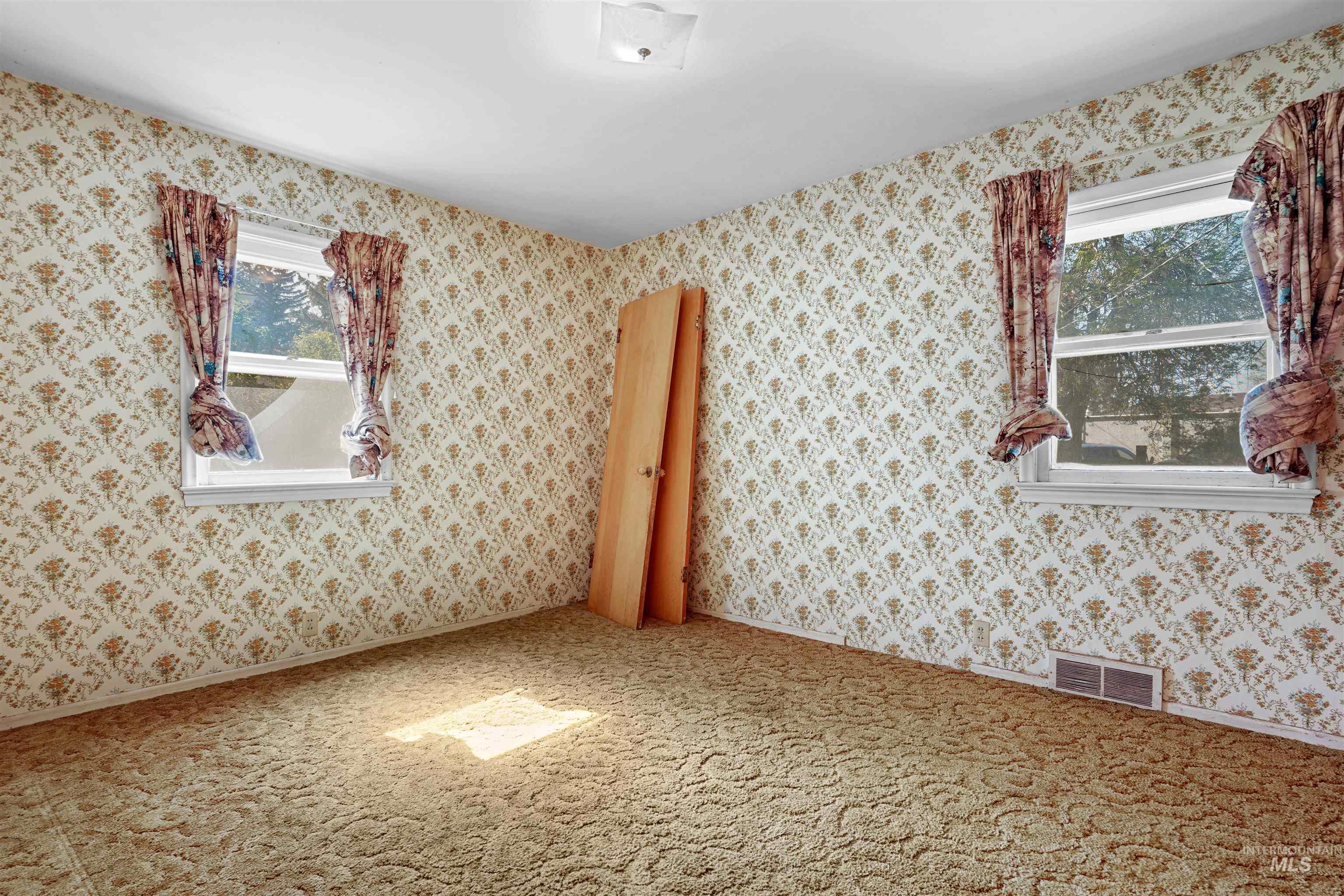 526 13th Street Property Photo 12