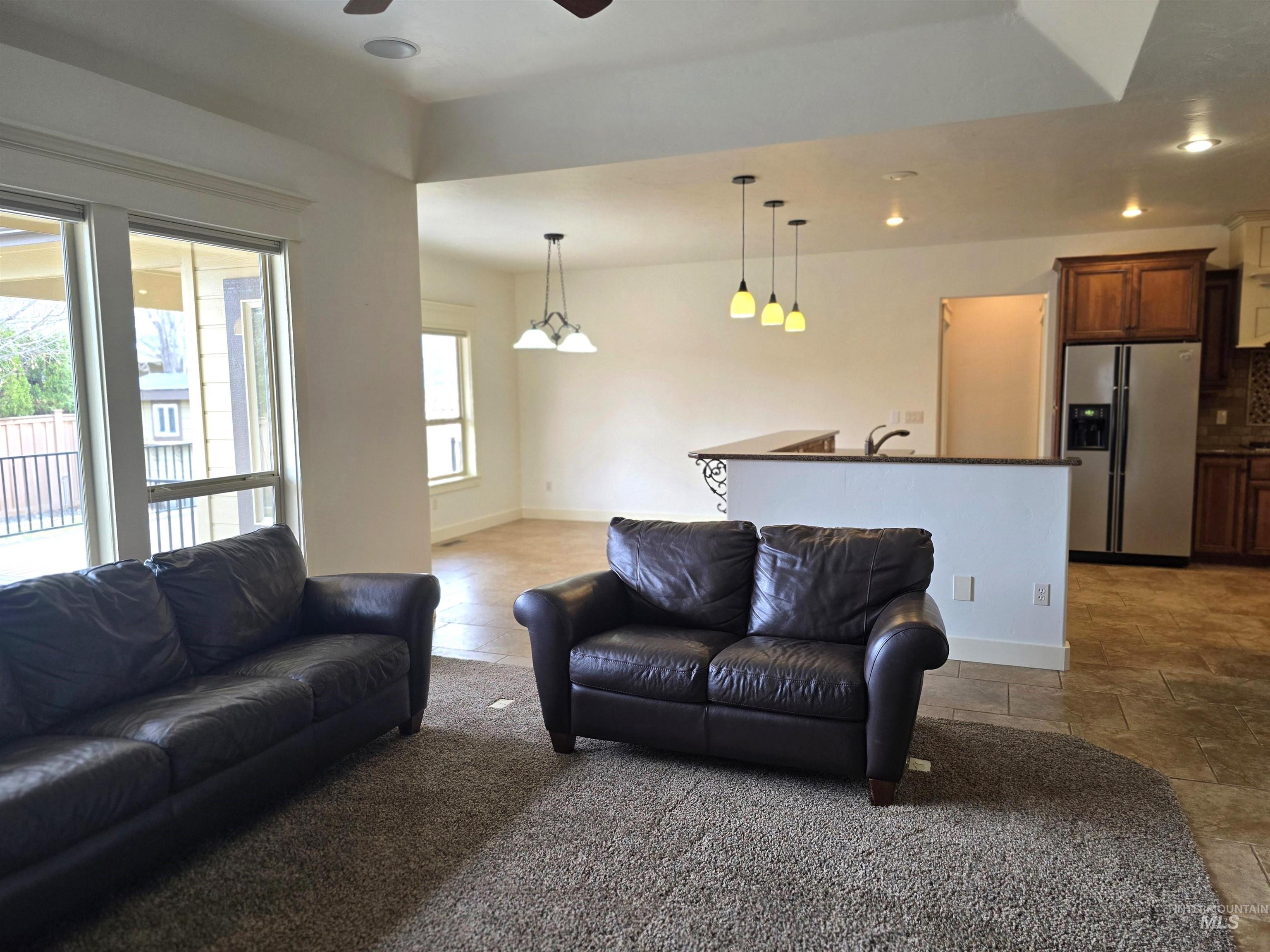 4762 S Skyridge Way Property Photo 6