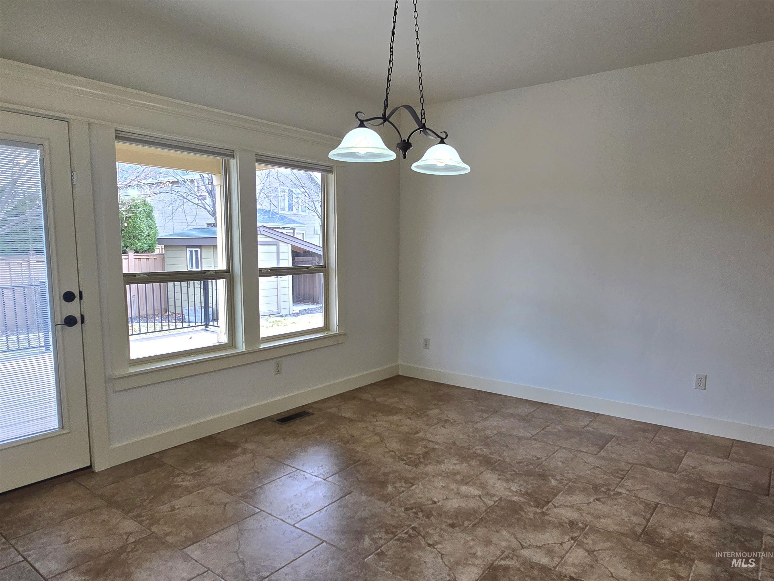 4762 S Skyridge Way Property Photo 11