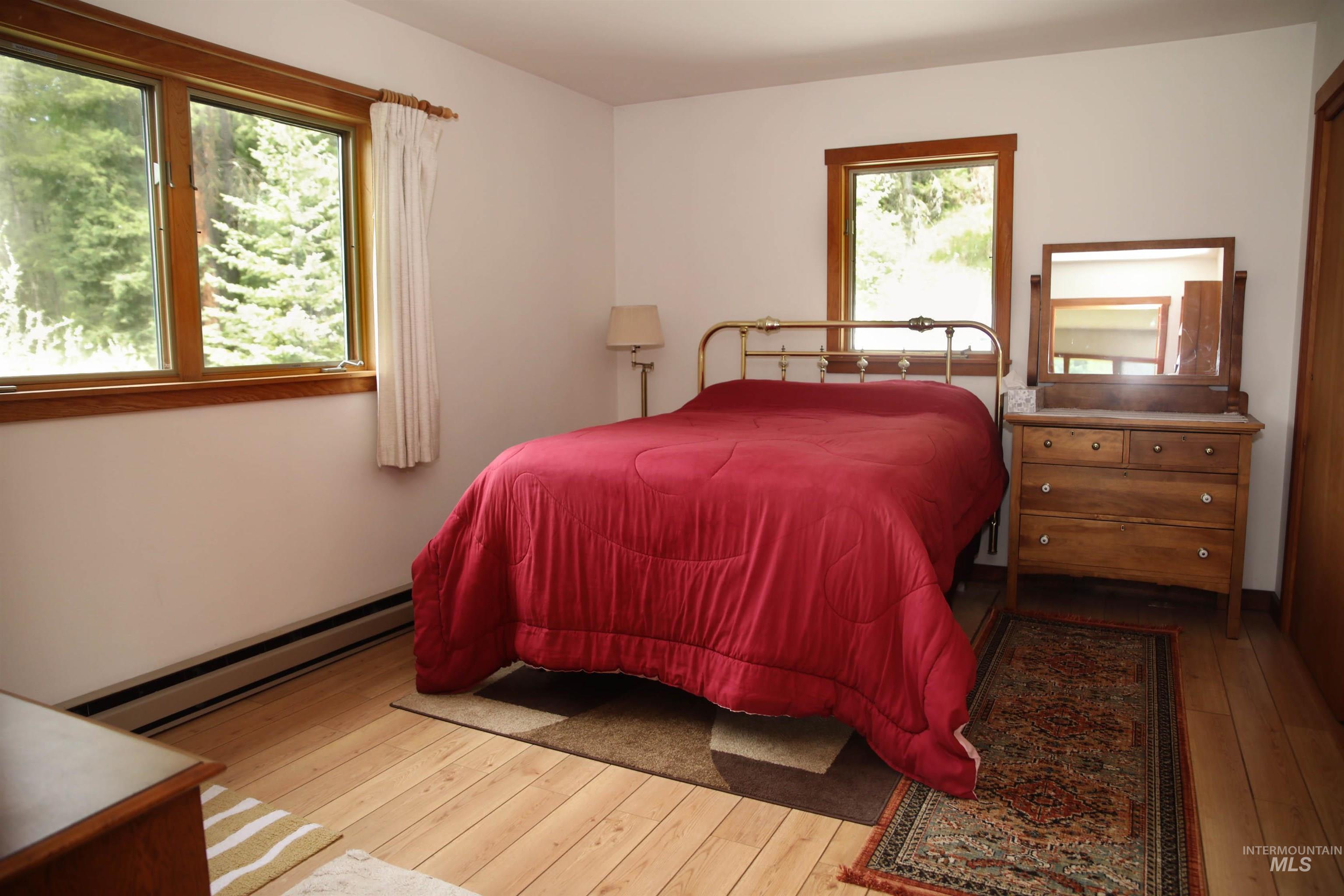 1021 Claypit Rd Property Photo 11