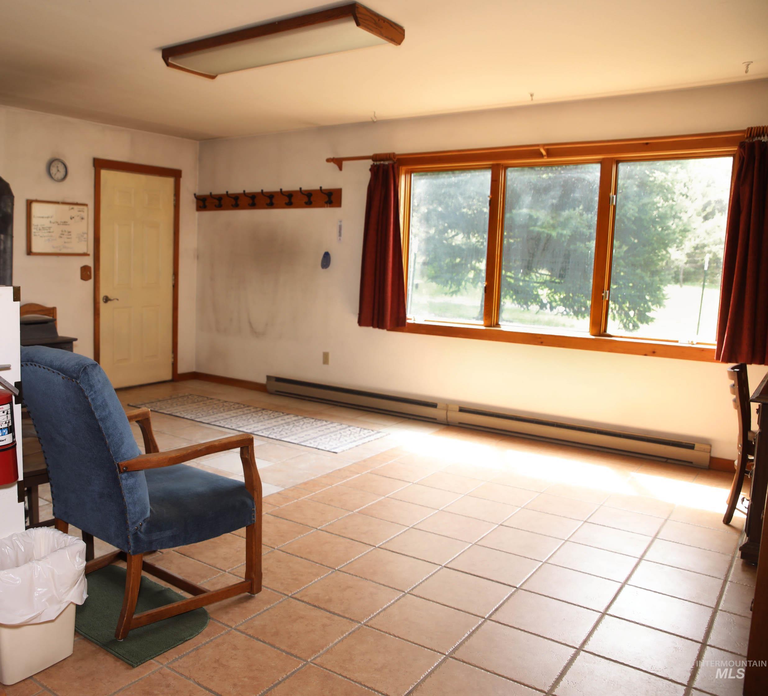 1021 Claypit Rd Property Photo 19