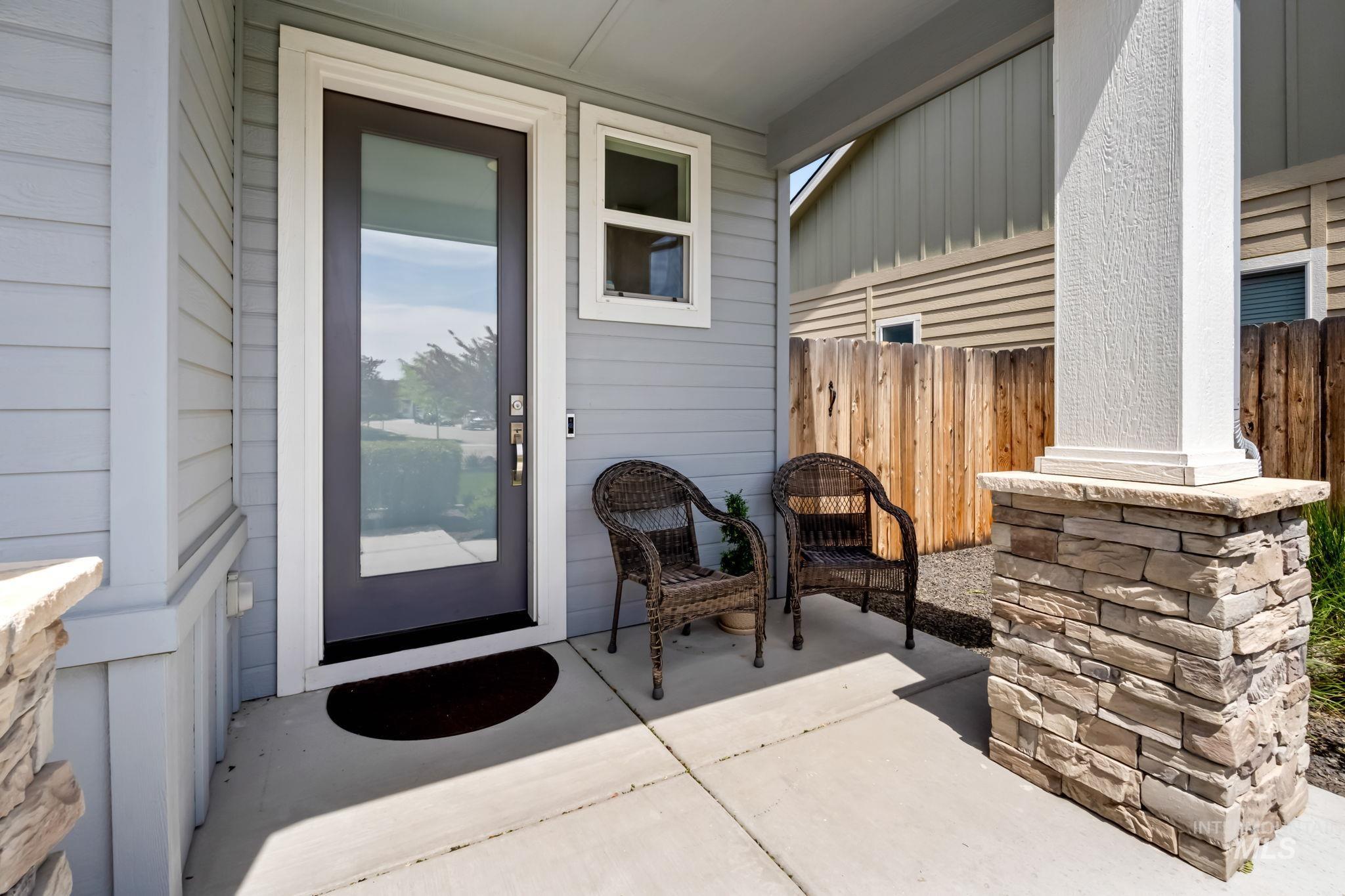 9632 W De Witt St Property Photo 2