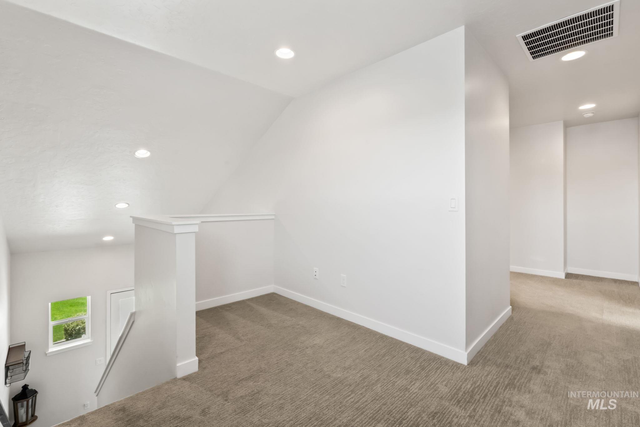 9632 W De Witt St Property Photo 11