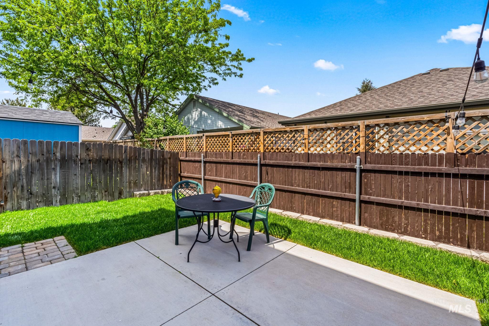 9632 W De Witt St Property Photo 22