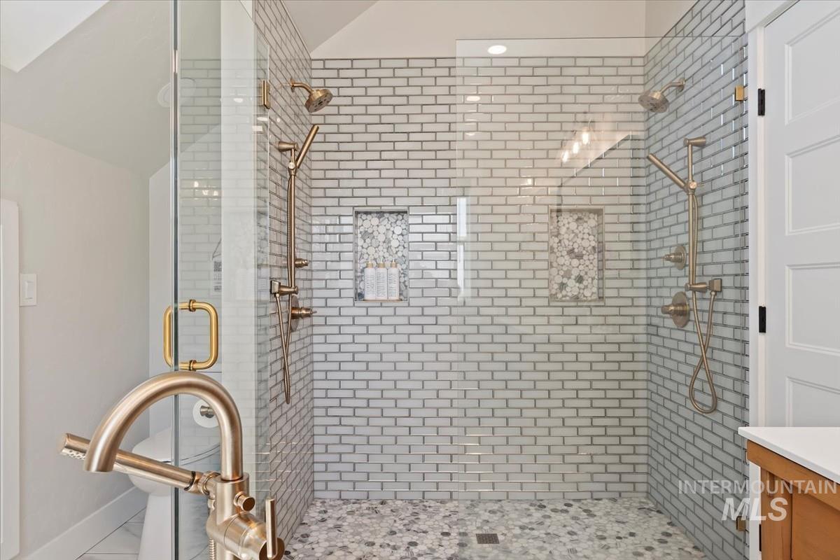 7756 N Basin Way Property Photo 23