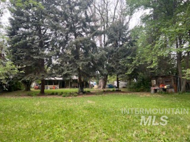 4104 N Christine St Property Photo
