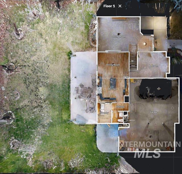 3036 S Grimes Creek Property Photo 4