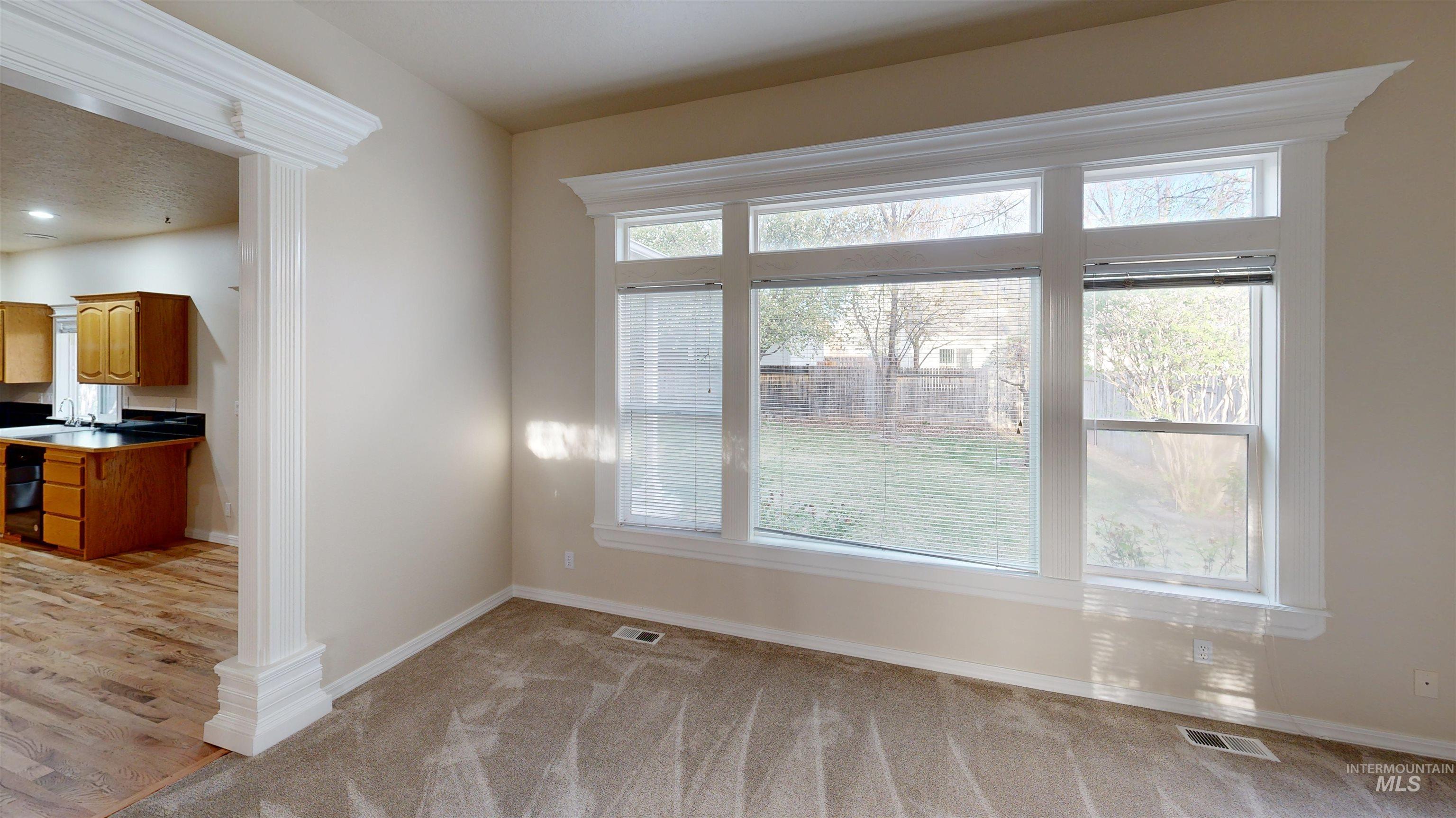 3036 S Grimes Creek Property Photo 6