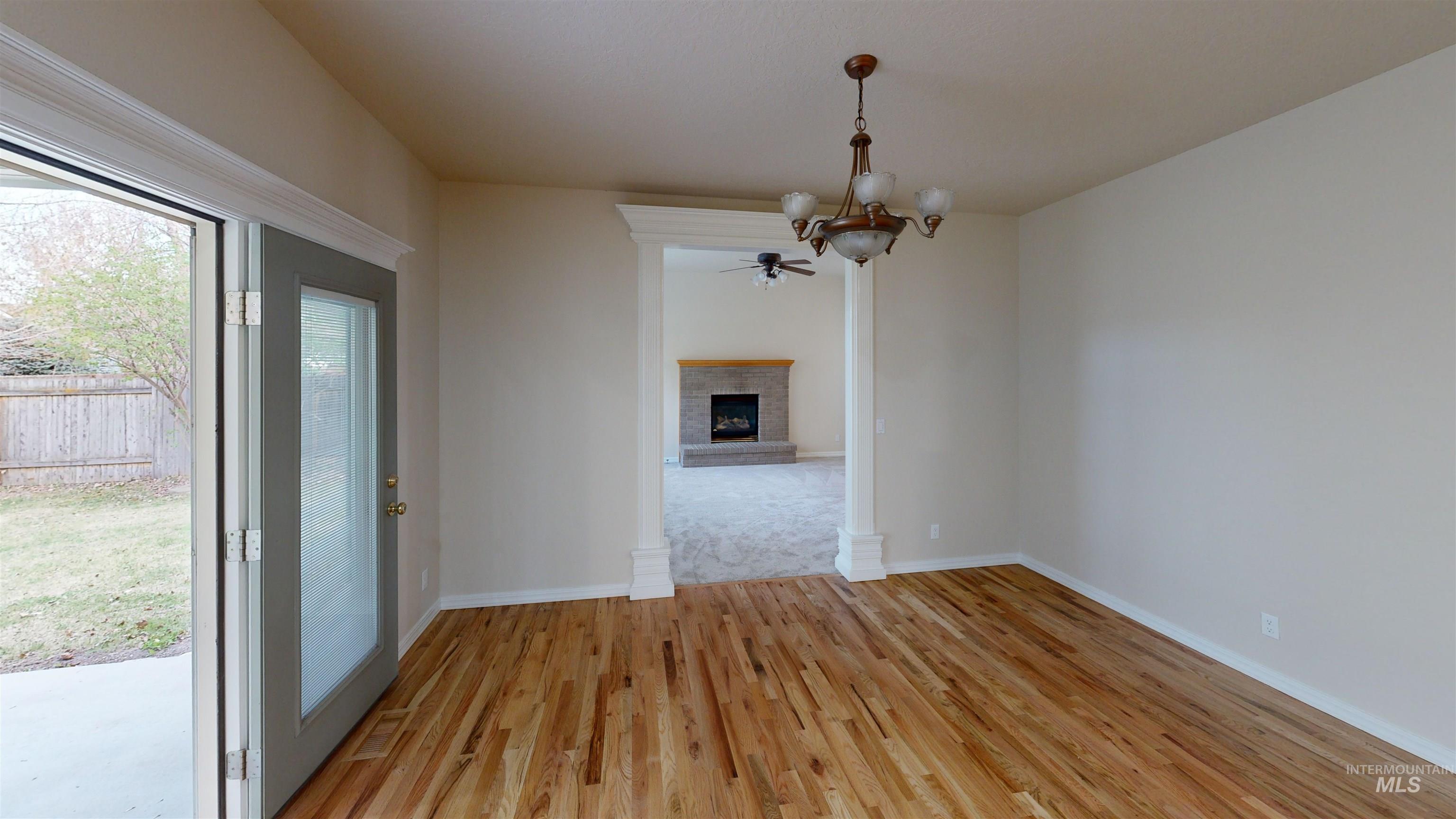 3036 S Grimes Creek Property Photo 8