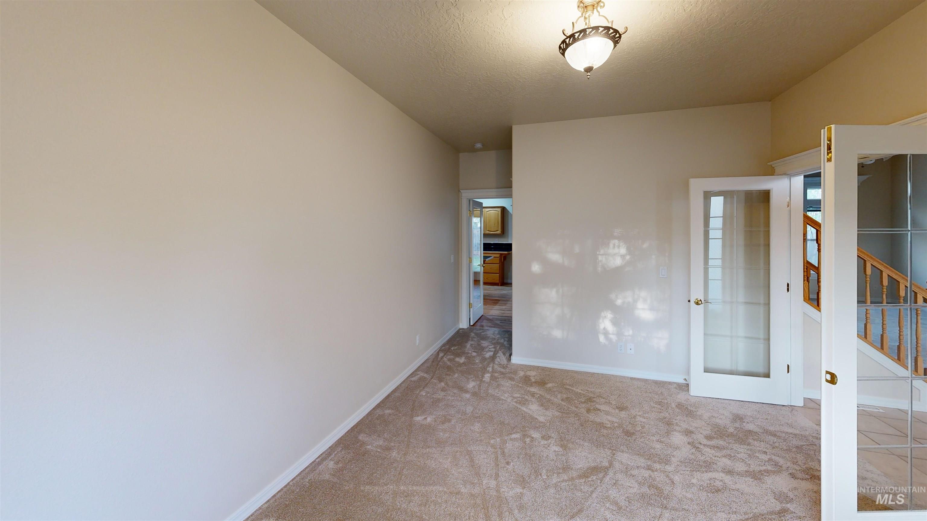 3036 S Grimes Creek Property Photo 12