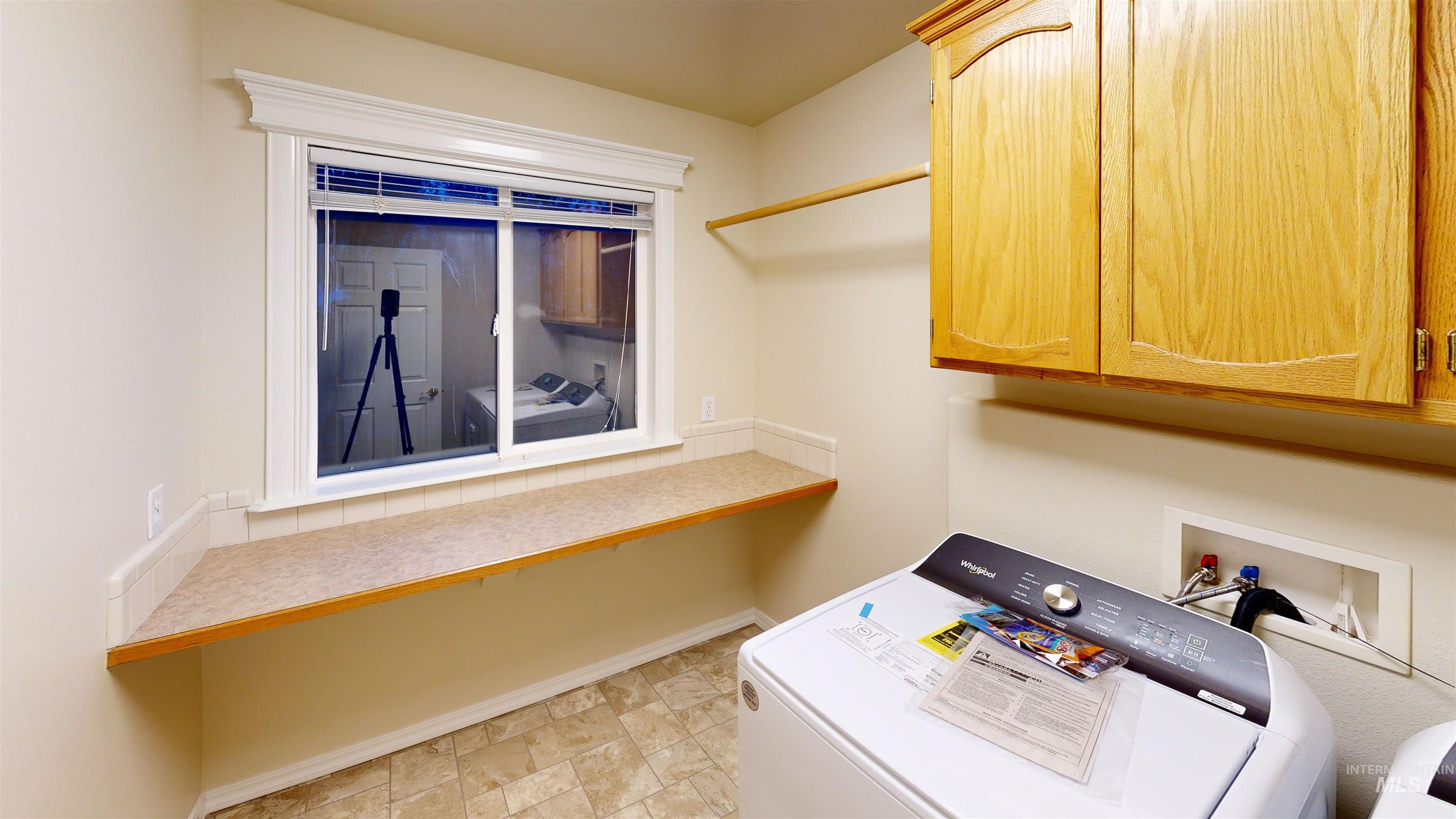 3036 S Grimes Creek Property Photo 13