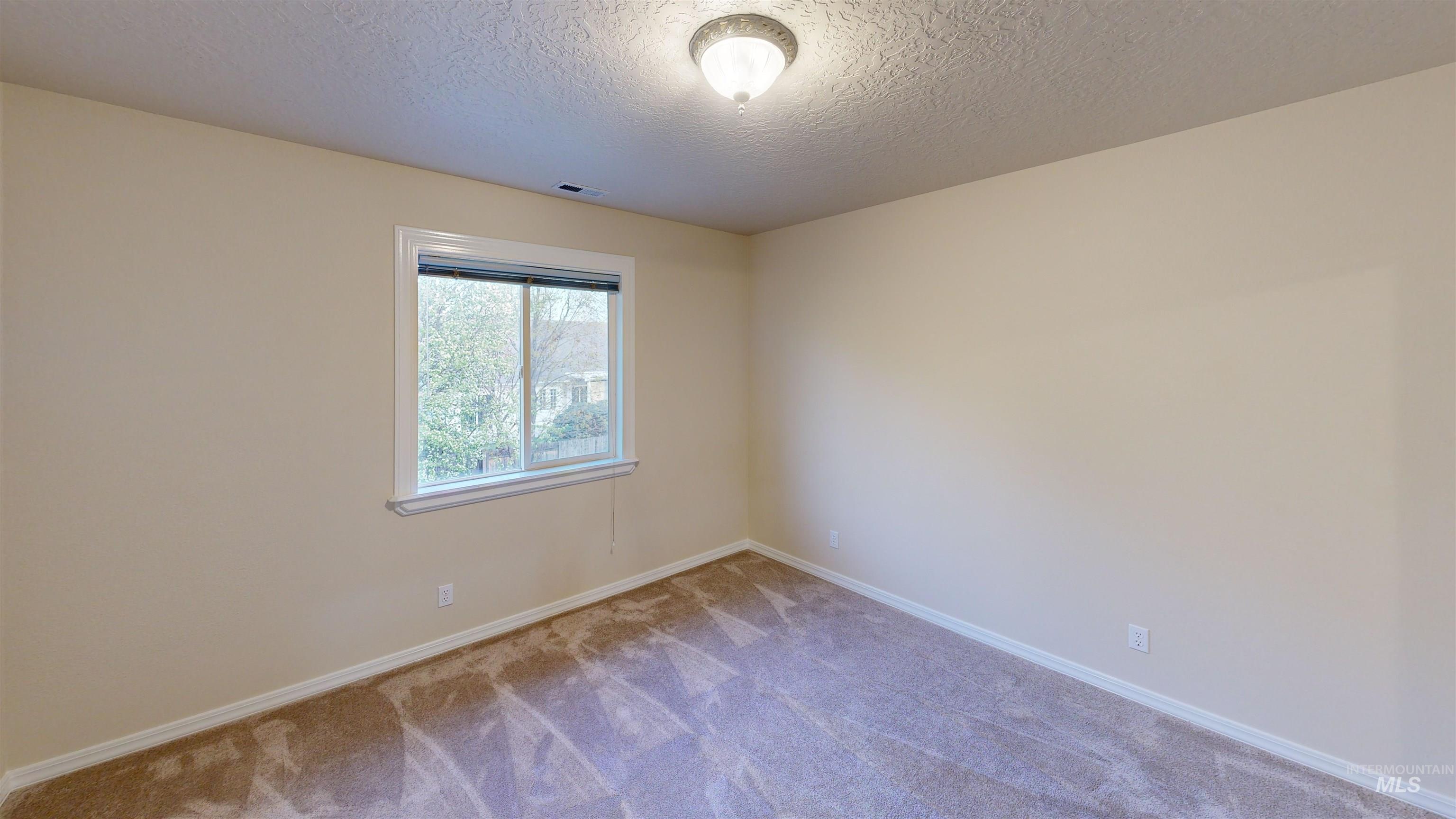 3036 S Grimes Creek Property Photo 18