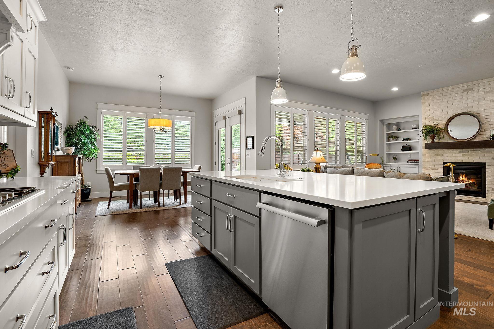 6922 N Agrarian Property Photo 18