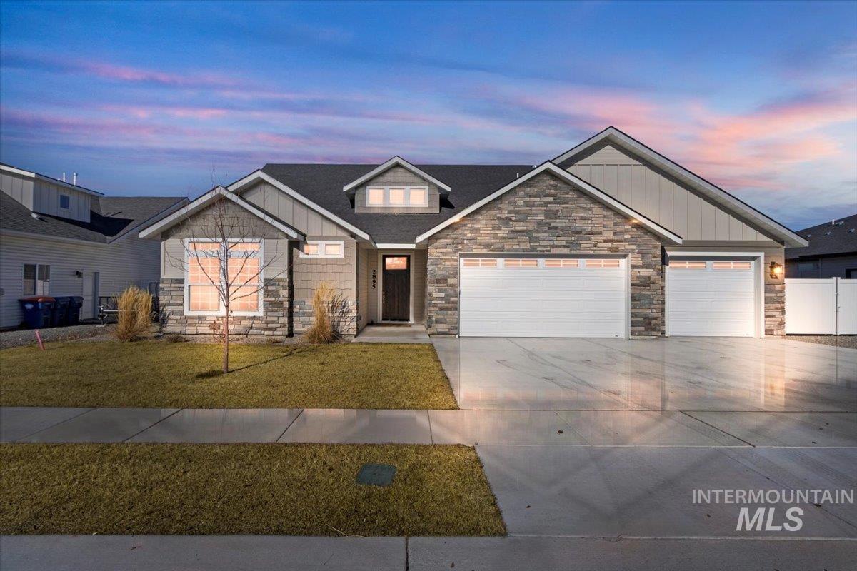 2895 Evening Sun Dr Property Photo 4