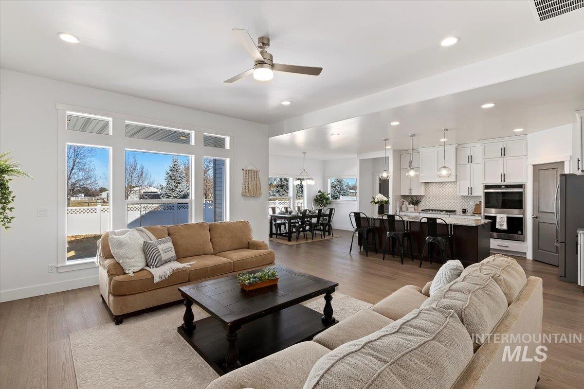 2895 Evening Sun Dr Property Photo 11
