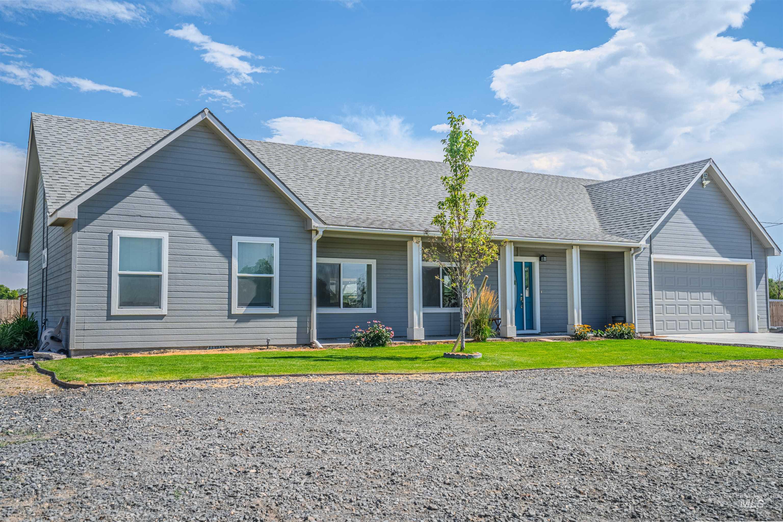 1415 Sunrise View Property Photo 1