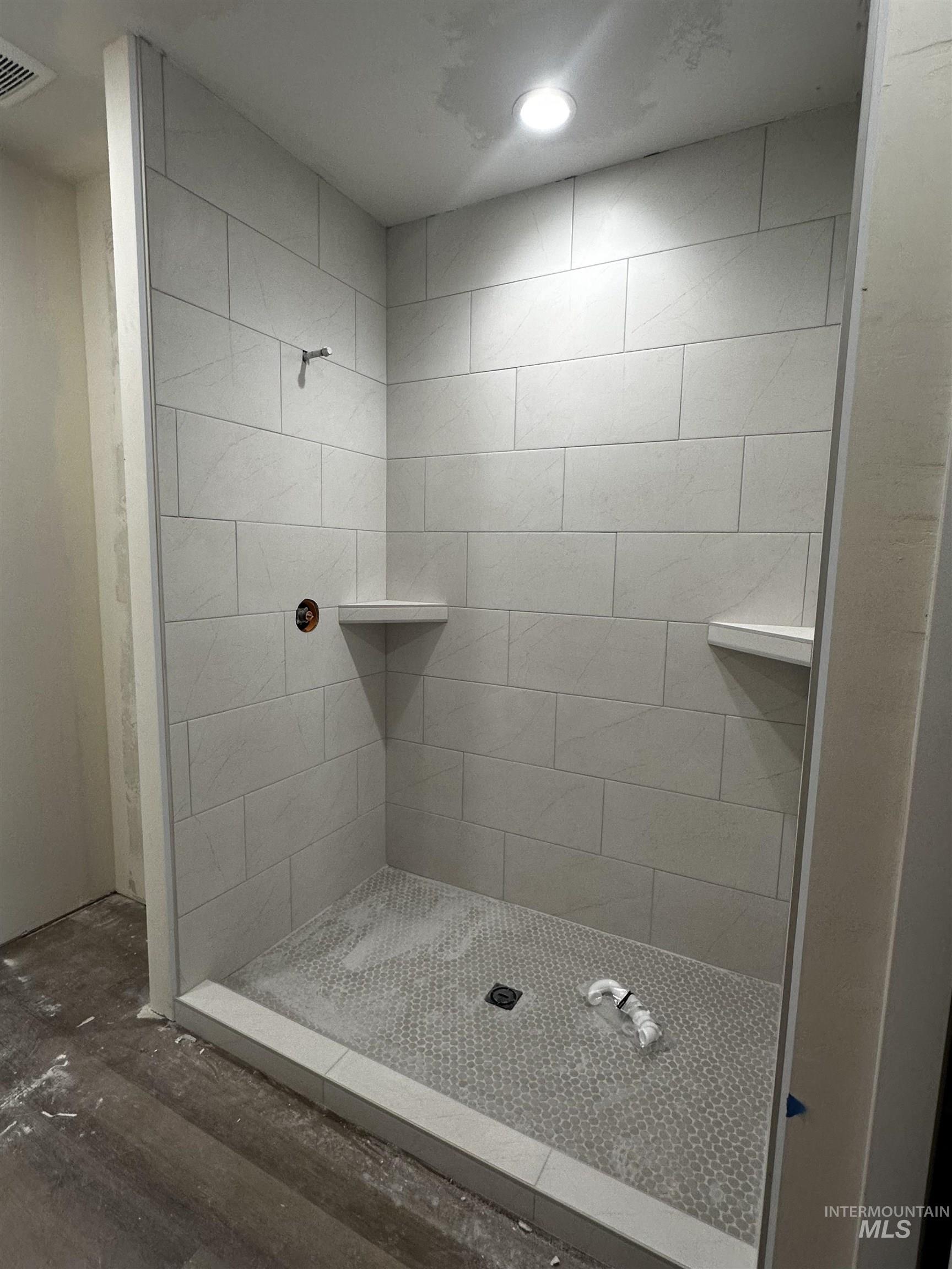 941 Gregory Way Property Photo 21