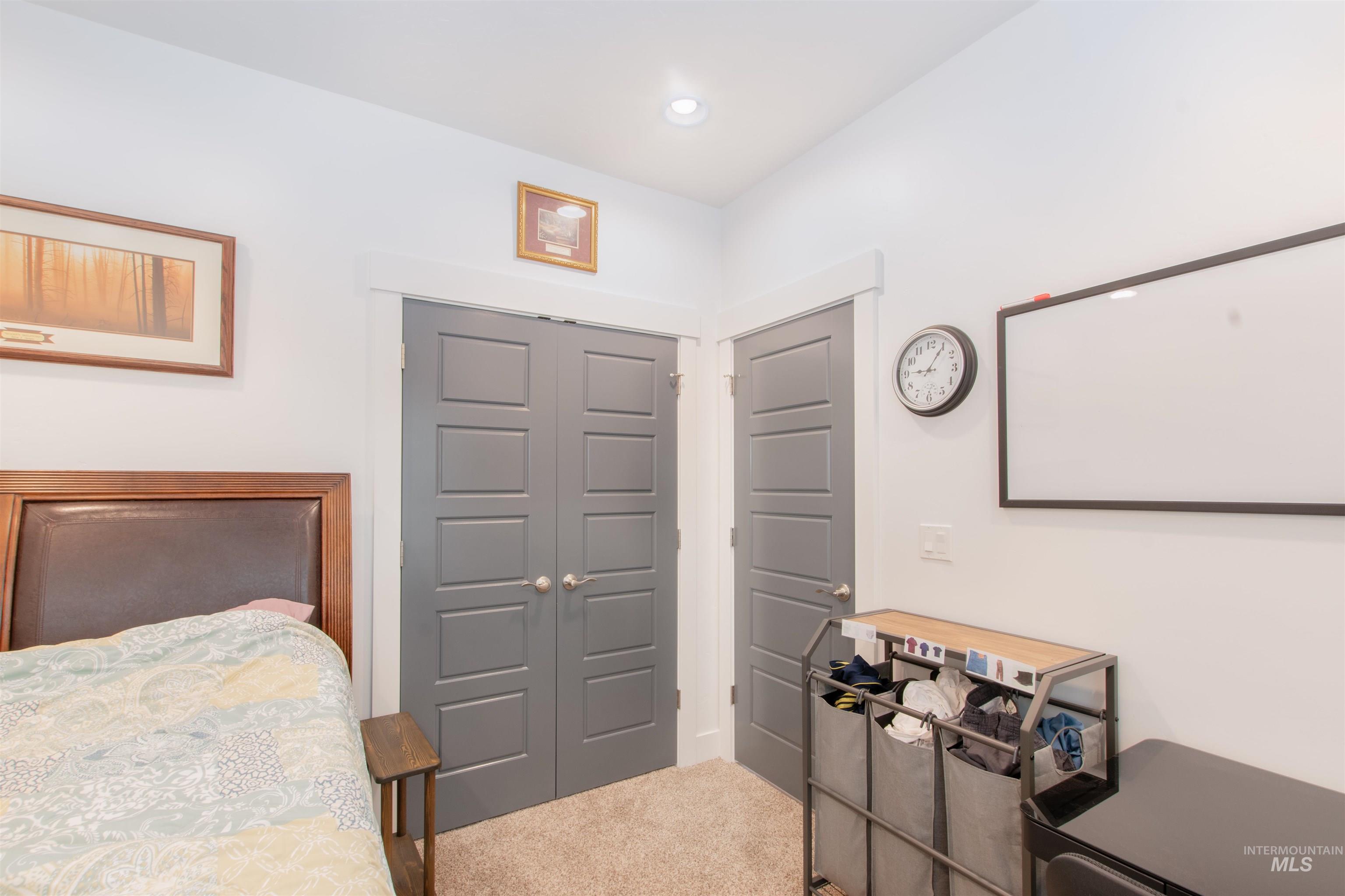 3908 E Parkridge Dr Property Photo 15