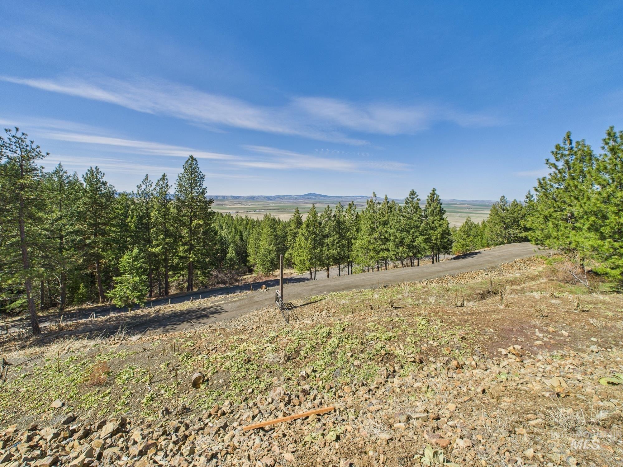 2630 Old Whitebird Hill Road Property Photo 7