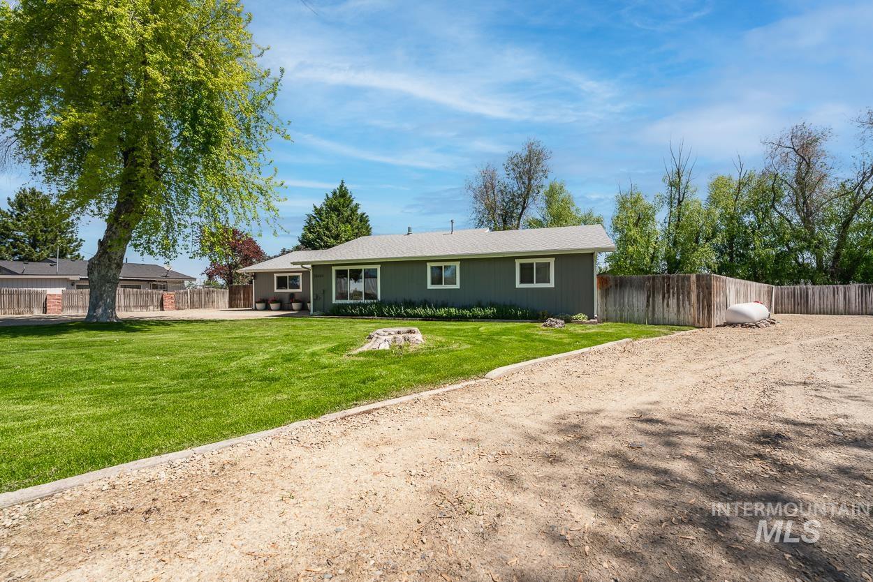 26464 Riverview Rd Property Photo