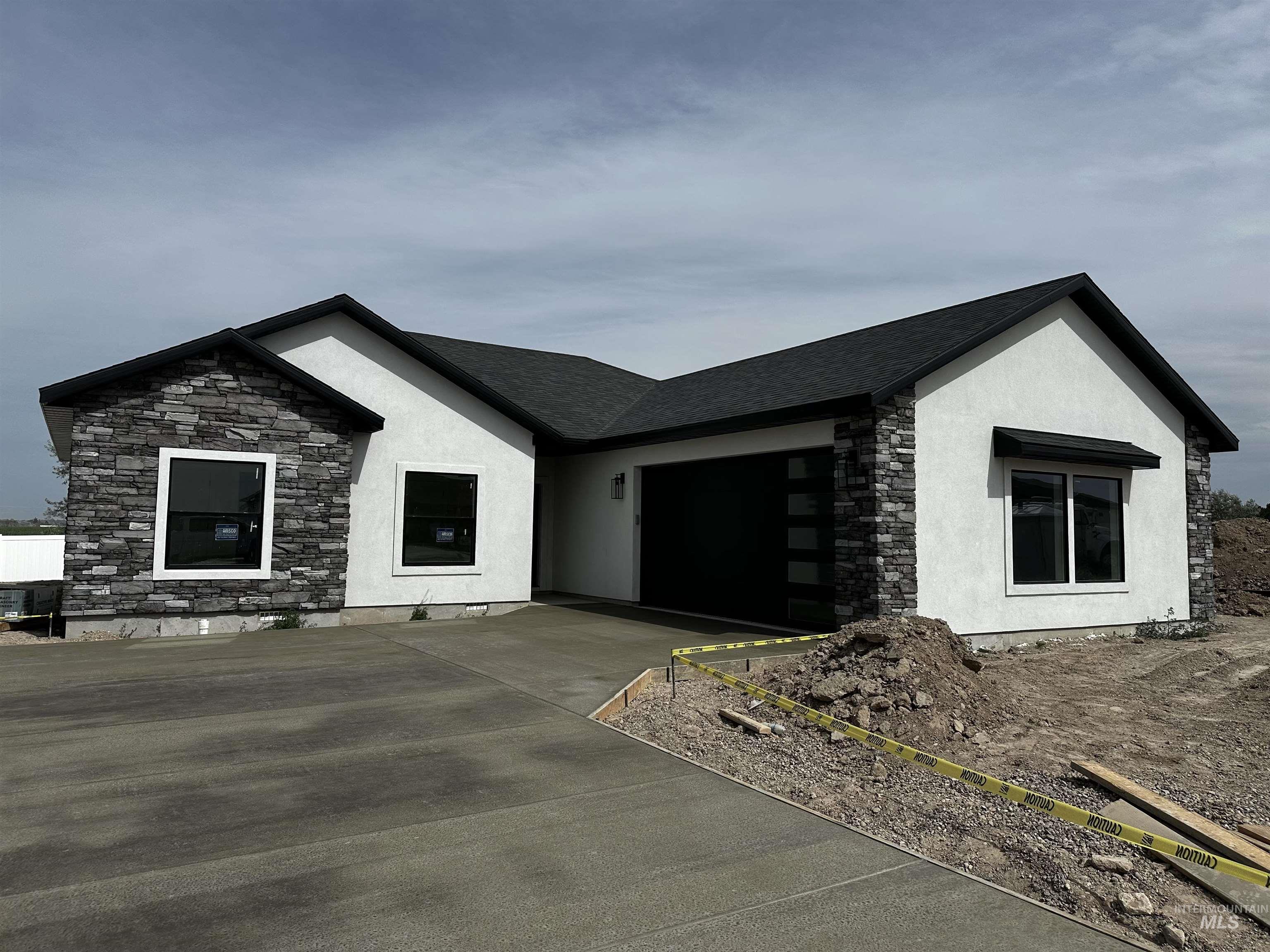961 Gregory Way Property Photo 1