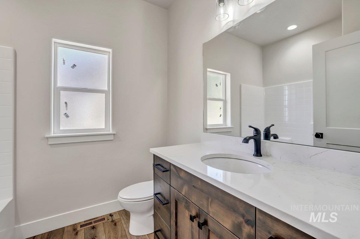 961 Gregory Way Property Photo 22