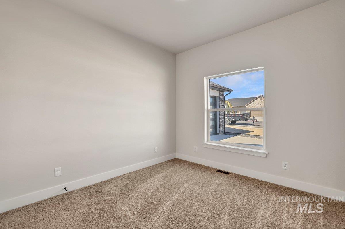 961 Gregory Way Property Photo 23
