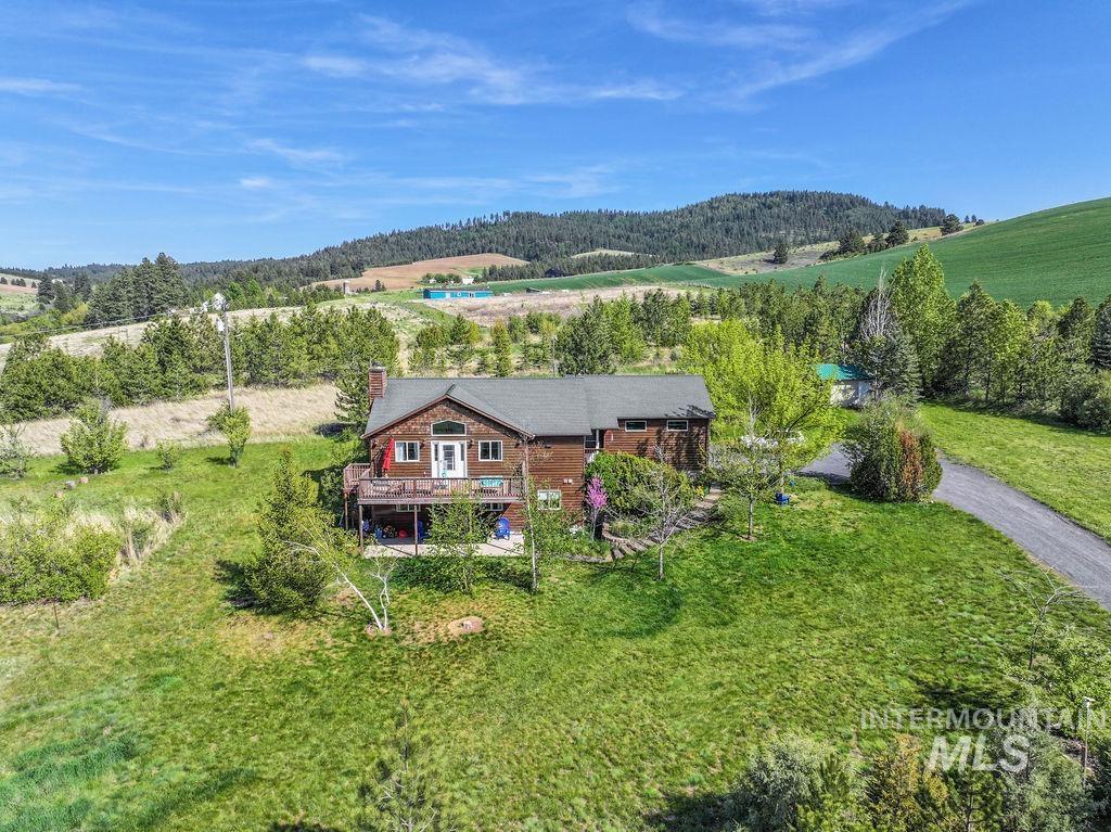 1091 Four Mile Road Property Photo 1