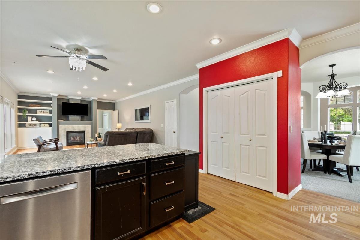 14562 W Woodspring Dr Property Photo 23