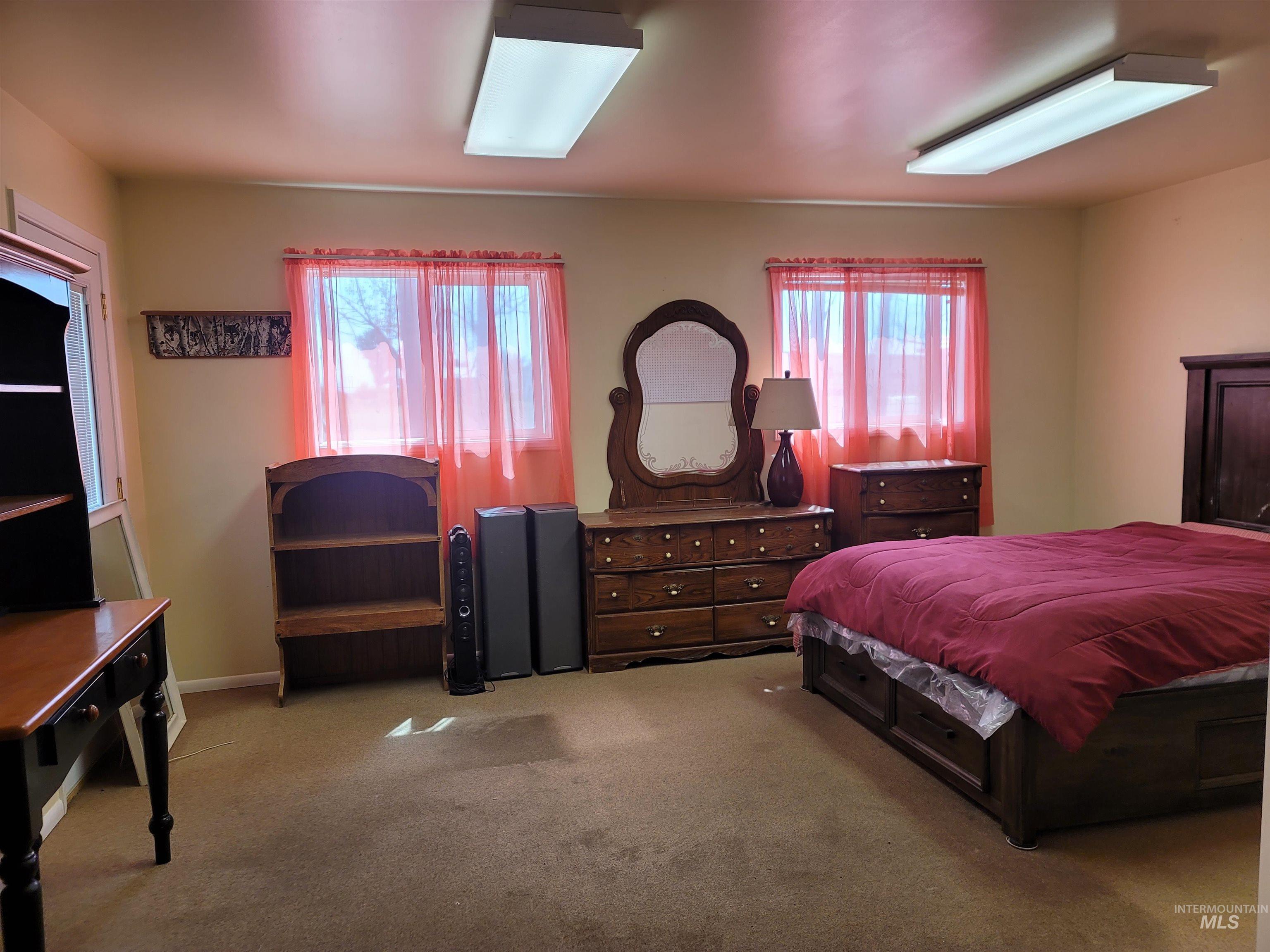 2201 E 1775 S Property Photo 7