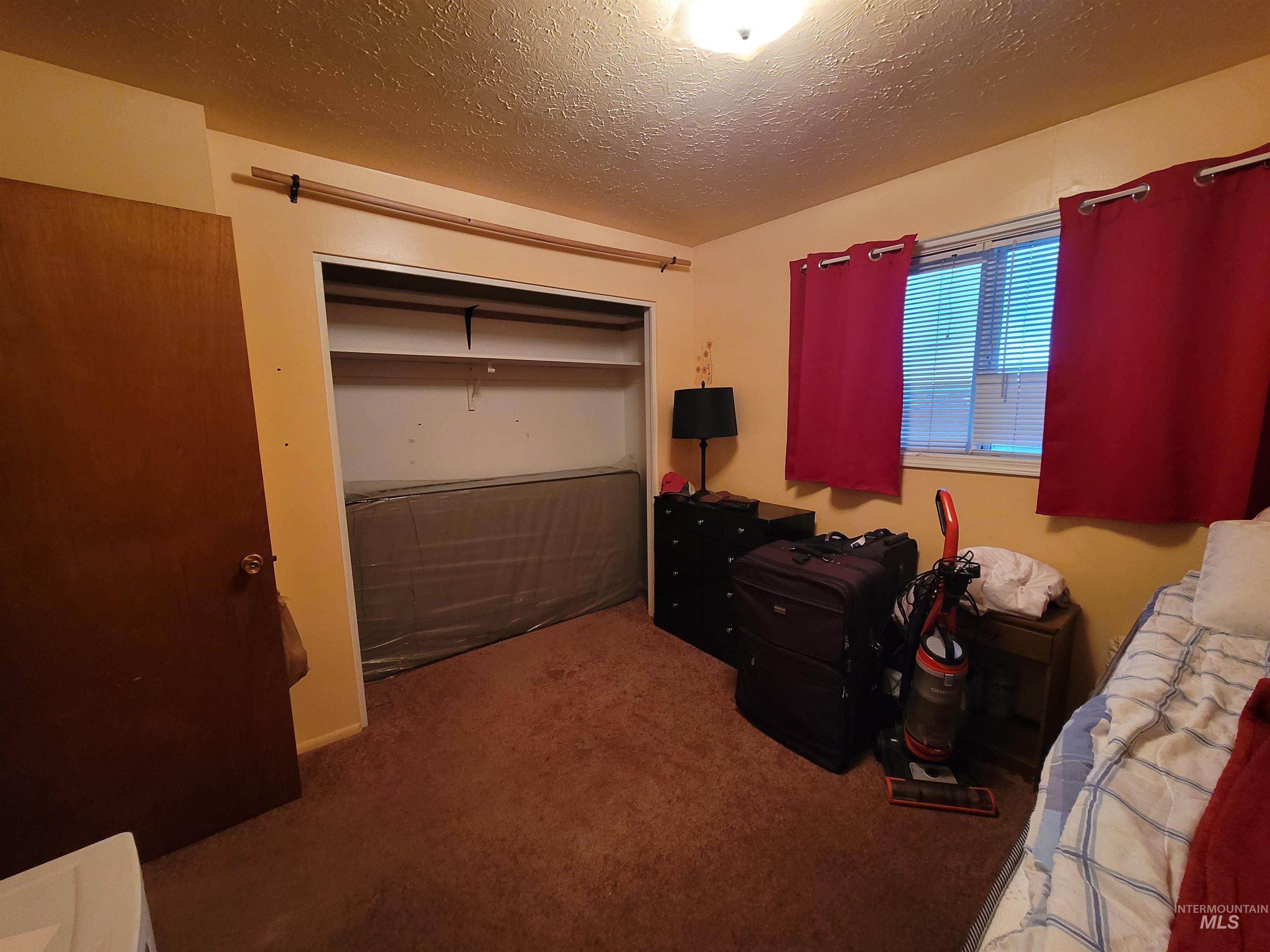 2201 E 1775 S Property Photo 9