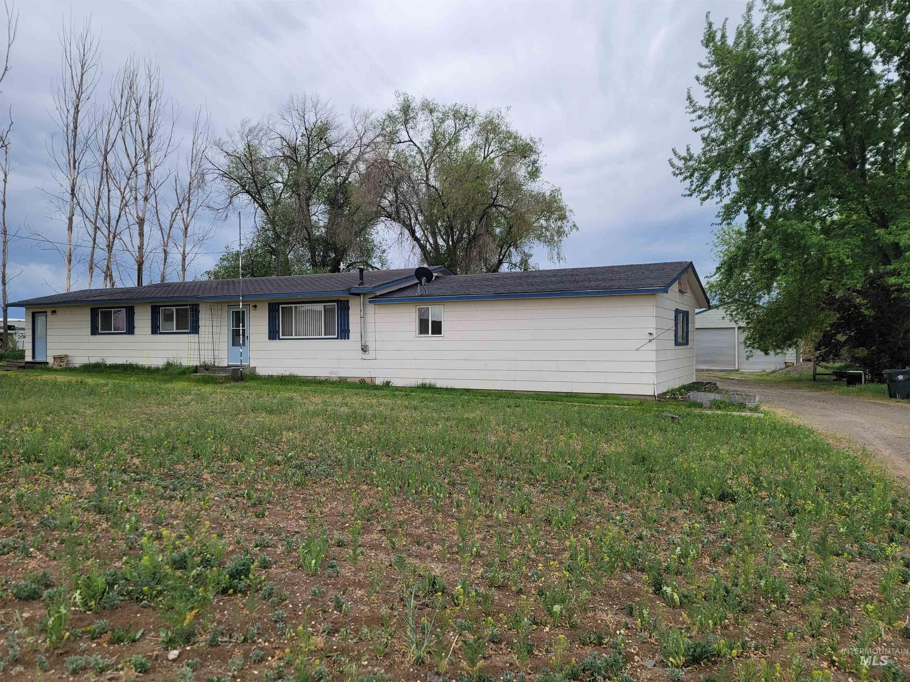 2201 E 1775 S Property Photo 24