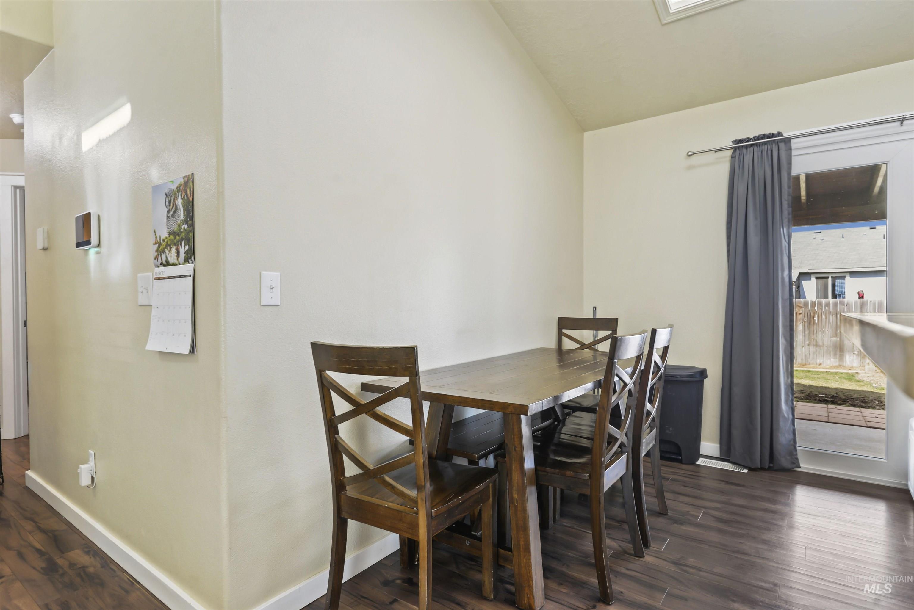 809 Antelope Property Photo 8