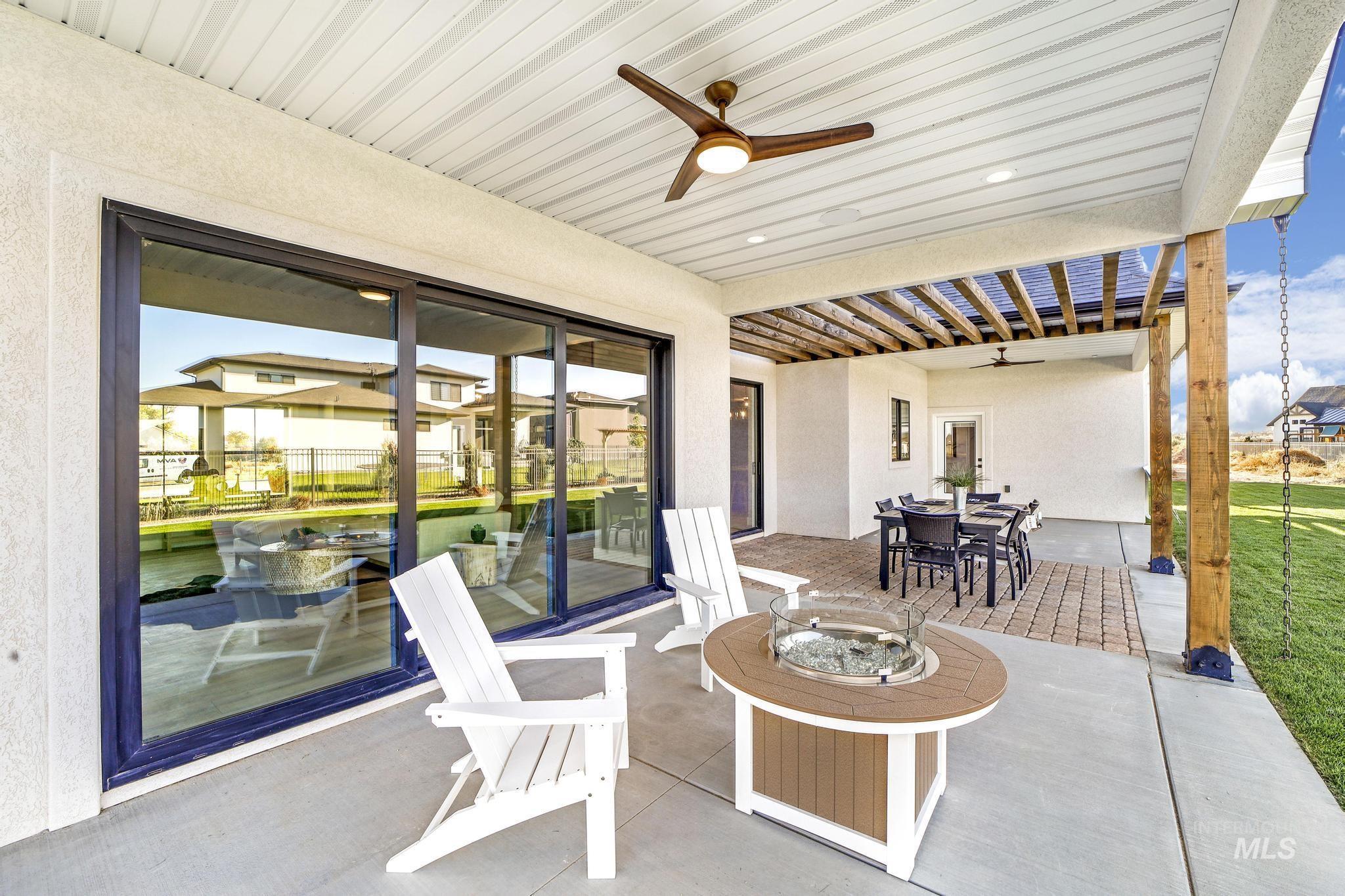 1580 Clear Creek Loop Property Photo 41