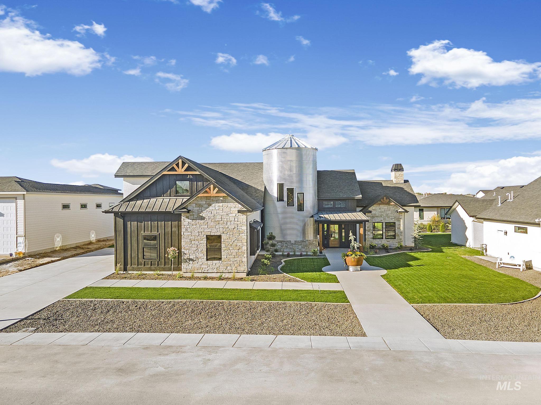 1580 Clear Creek Loop Property Photo 48