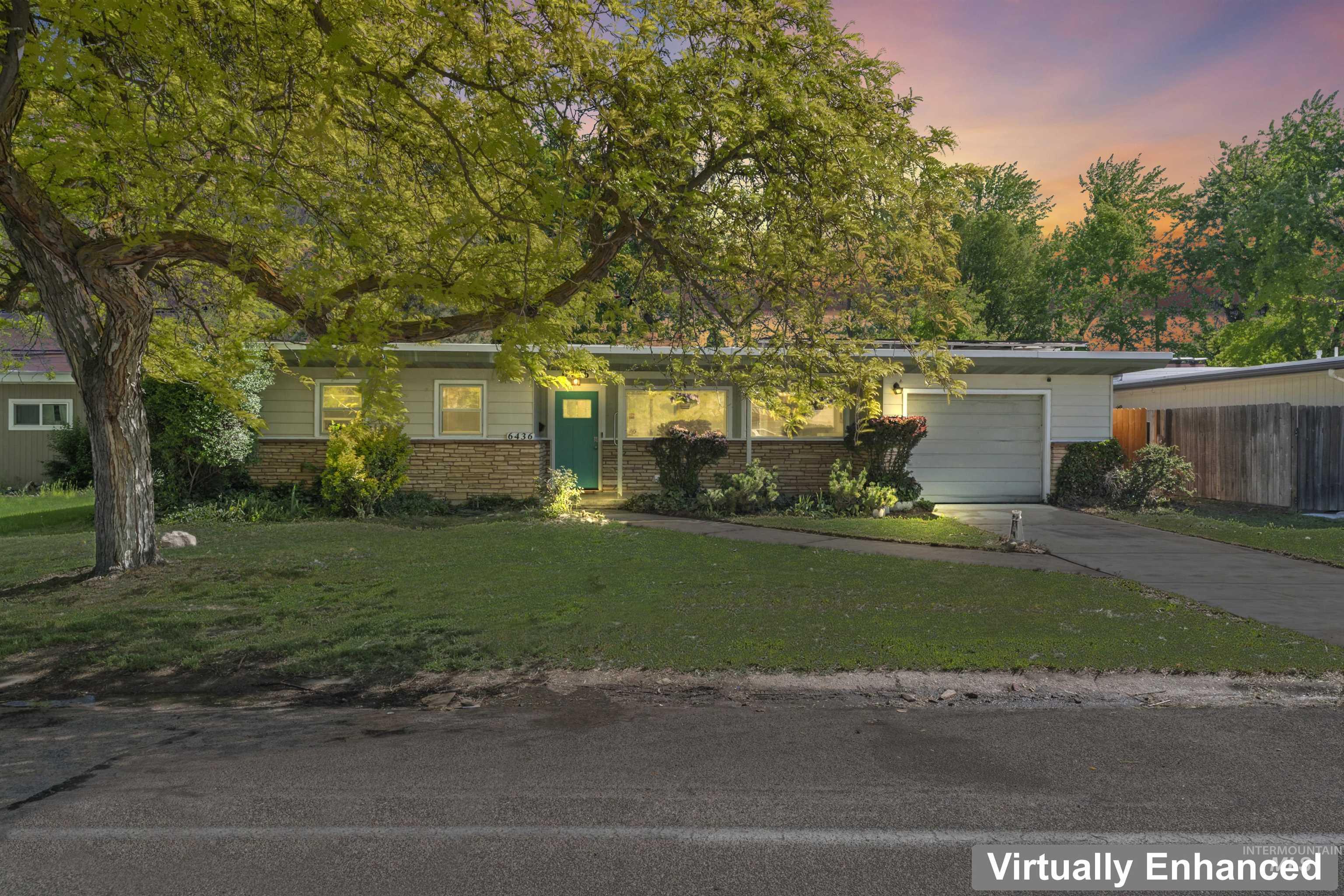 6436 W Fairfield Ave Property Photo 2