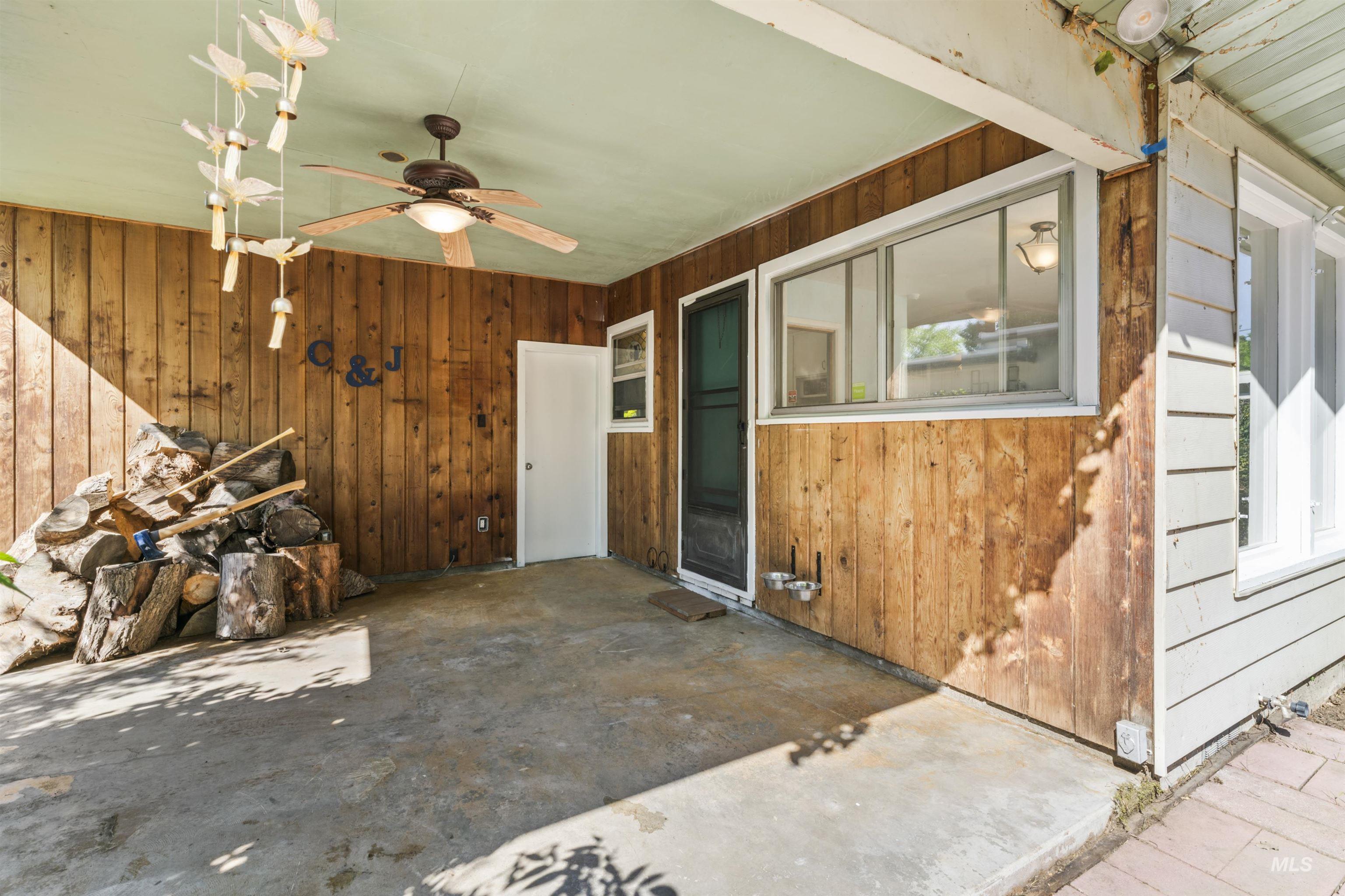 6436 W Fairfield Ave Property Photo 28