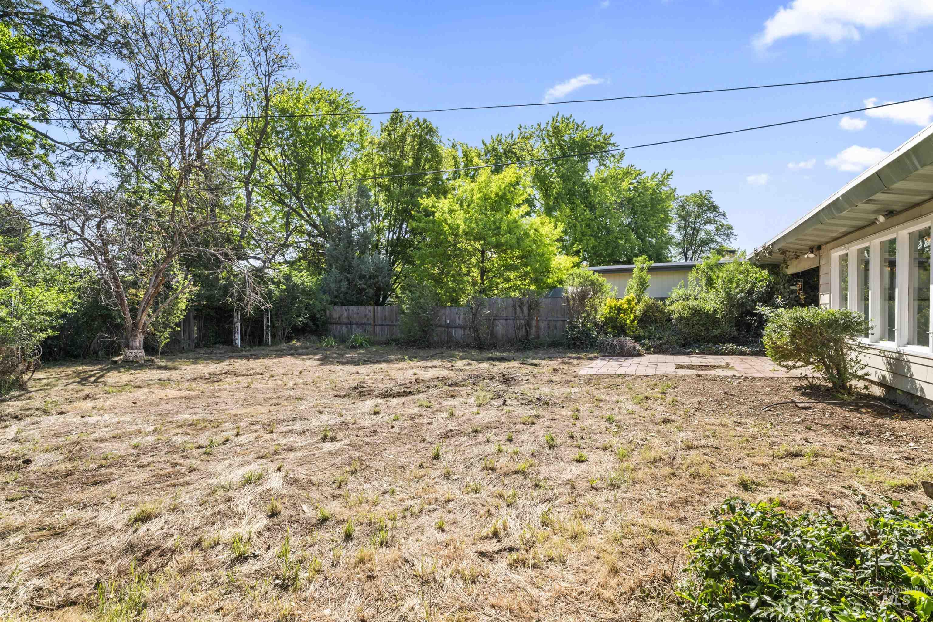 6436 W Fairfield Ave Property Photo 35