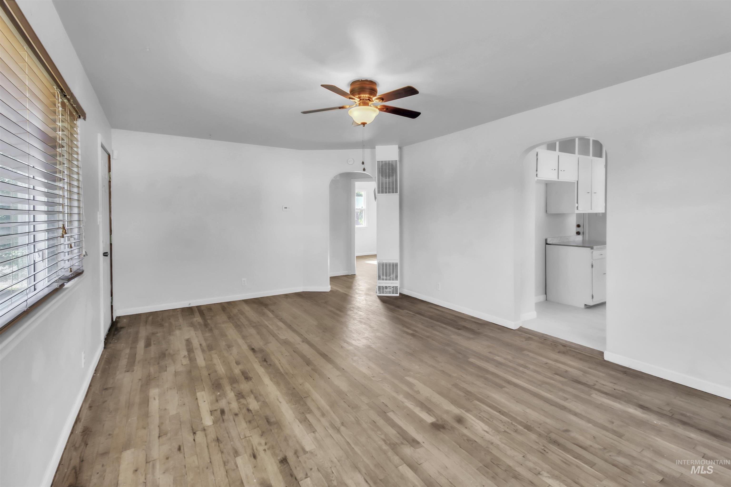 357 Filer Ave Property Photo 6