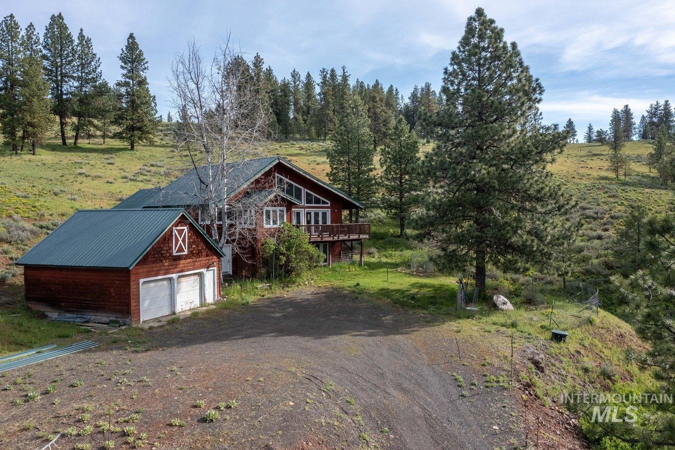 2597 Price Valley Road Property Photo
