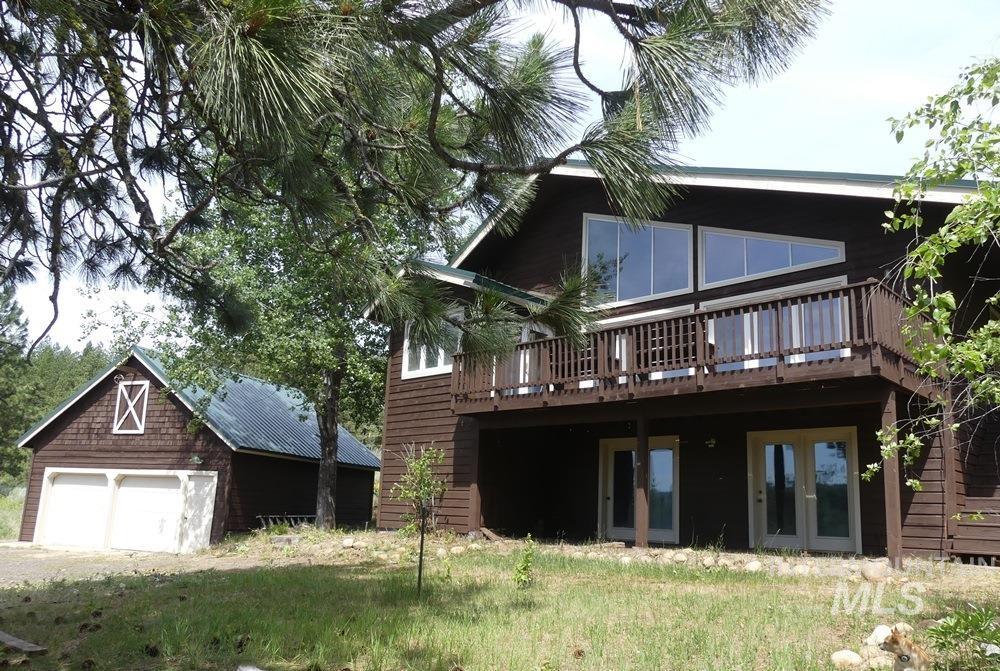 2597 Price Valley Road Property Photo 1