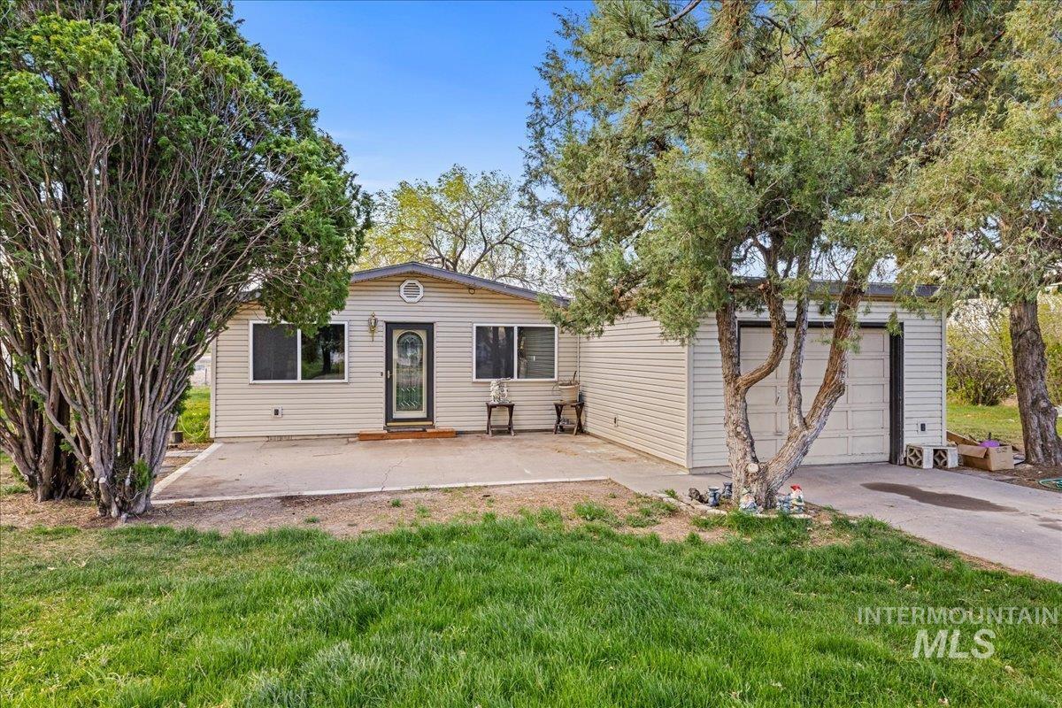 1267 Nw Beaman St. Property Photo