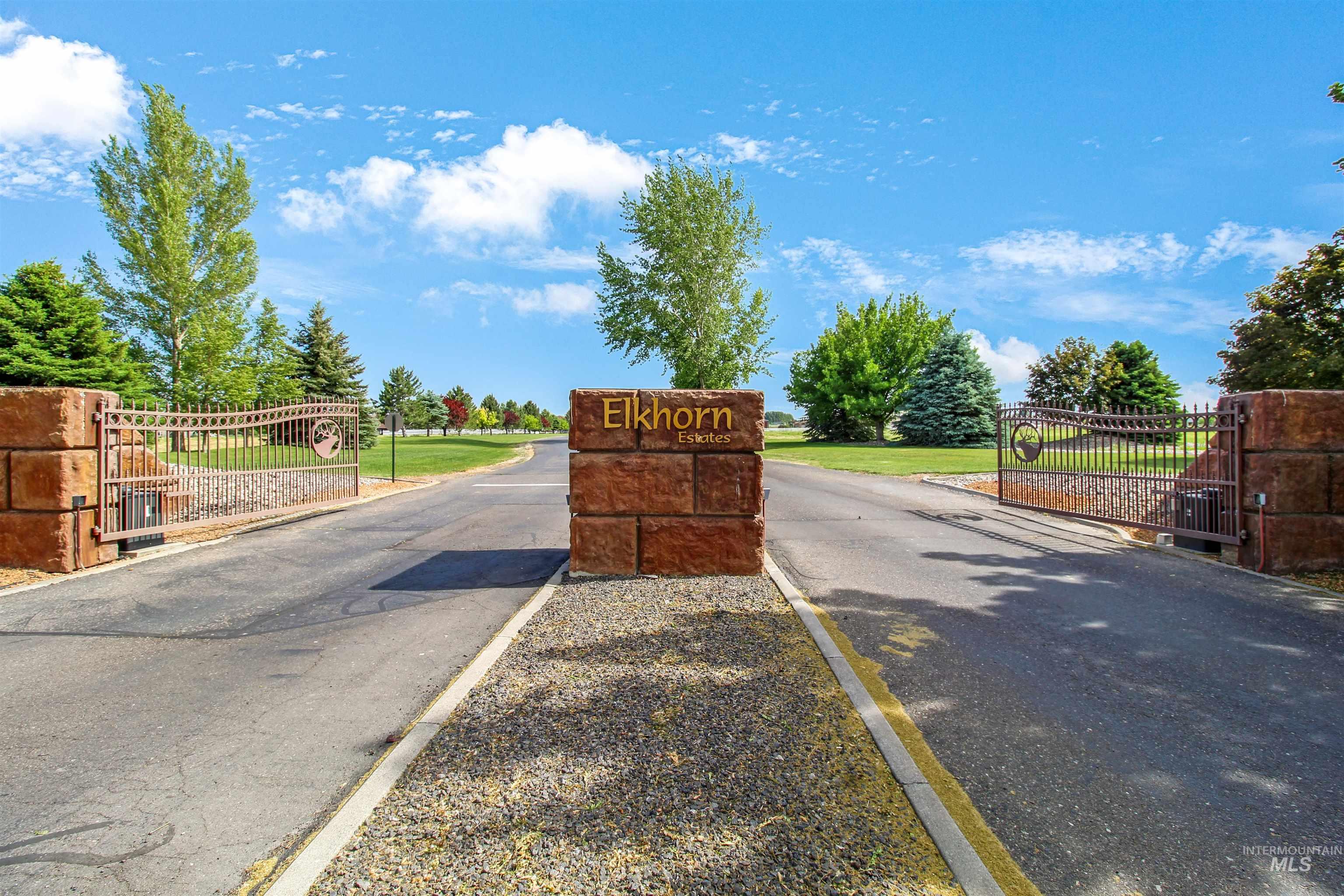 2531 E 3769 N Property Photo 11
